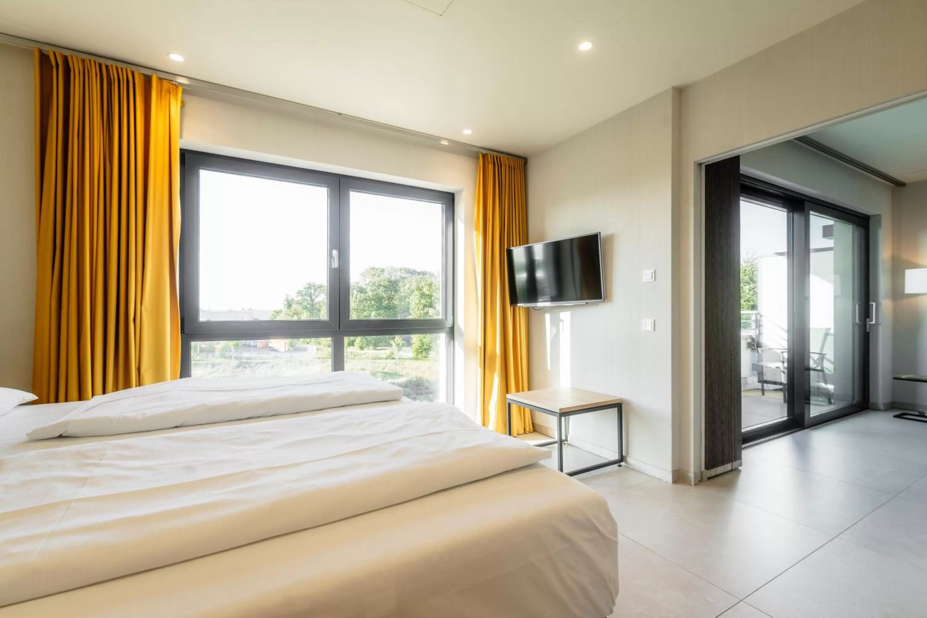 Bedroom, Bed in i - PARK Hotel Reichenberg