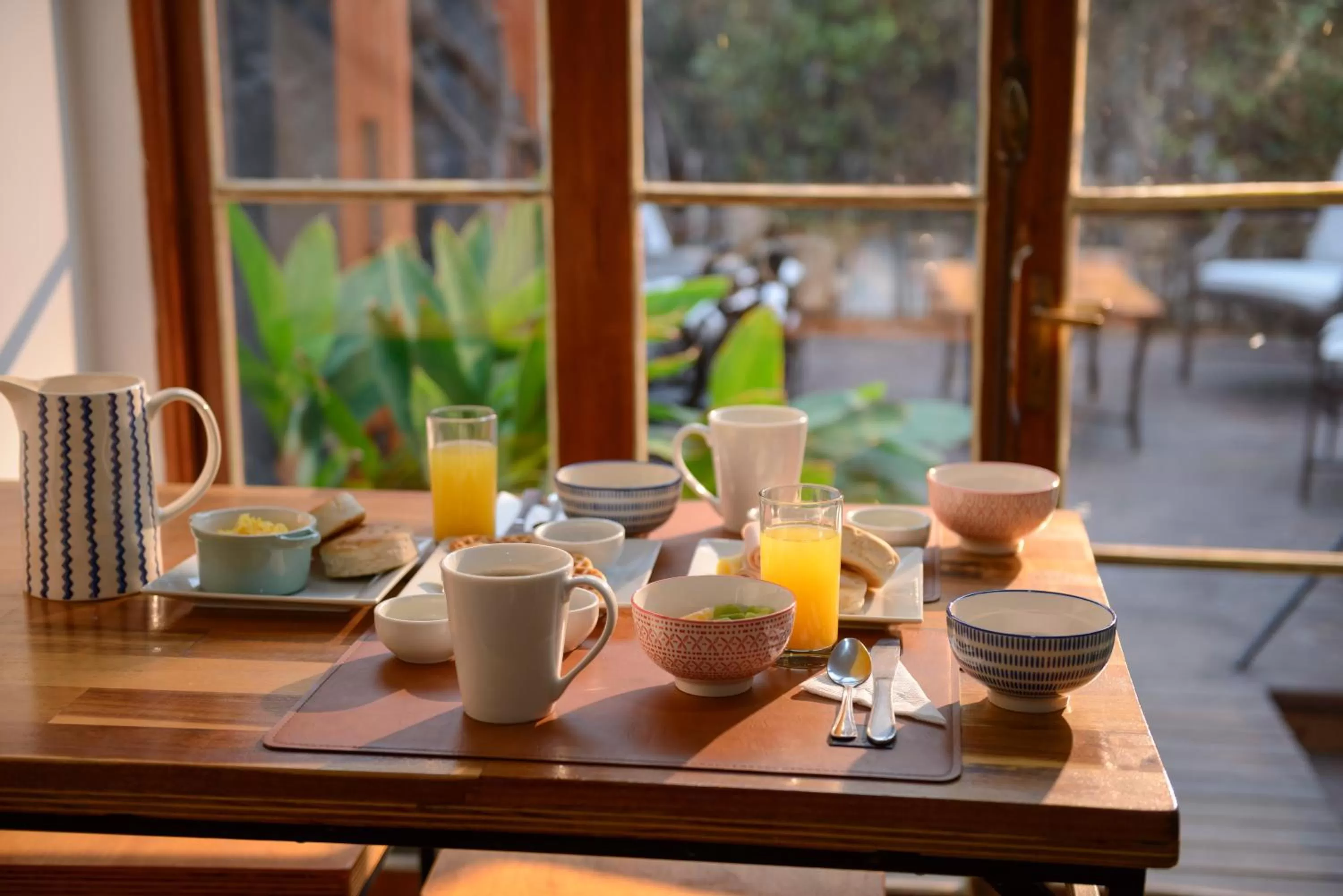 Breakfast in Verde Madera Hostel B&B