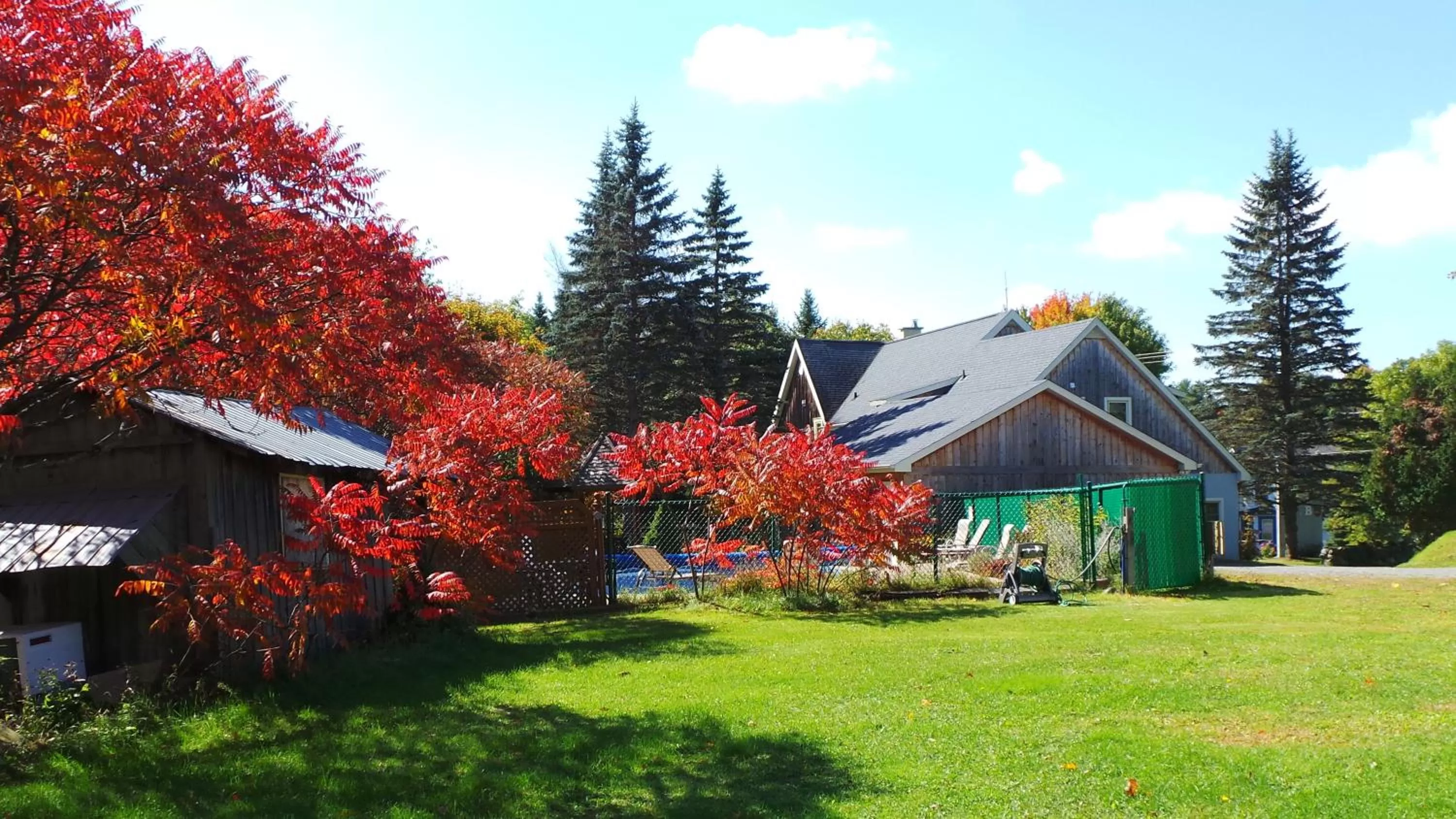 Children play ground in Auberge de la Tour et Spa