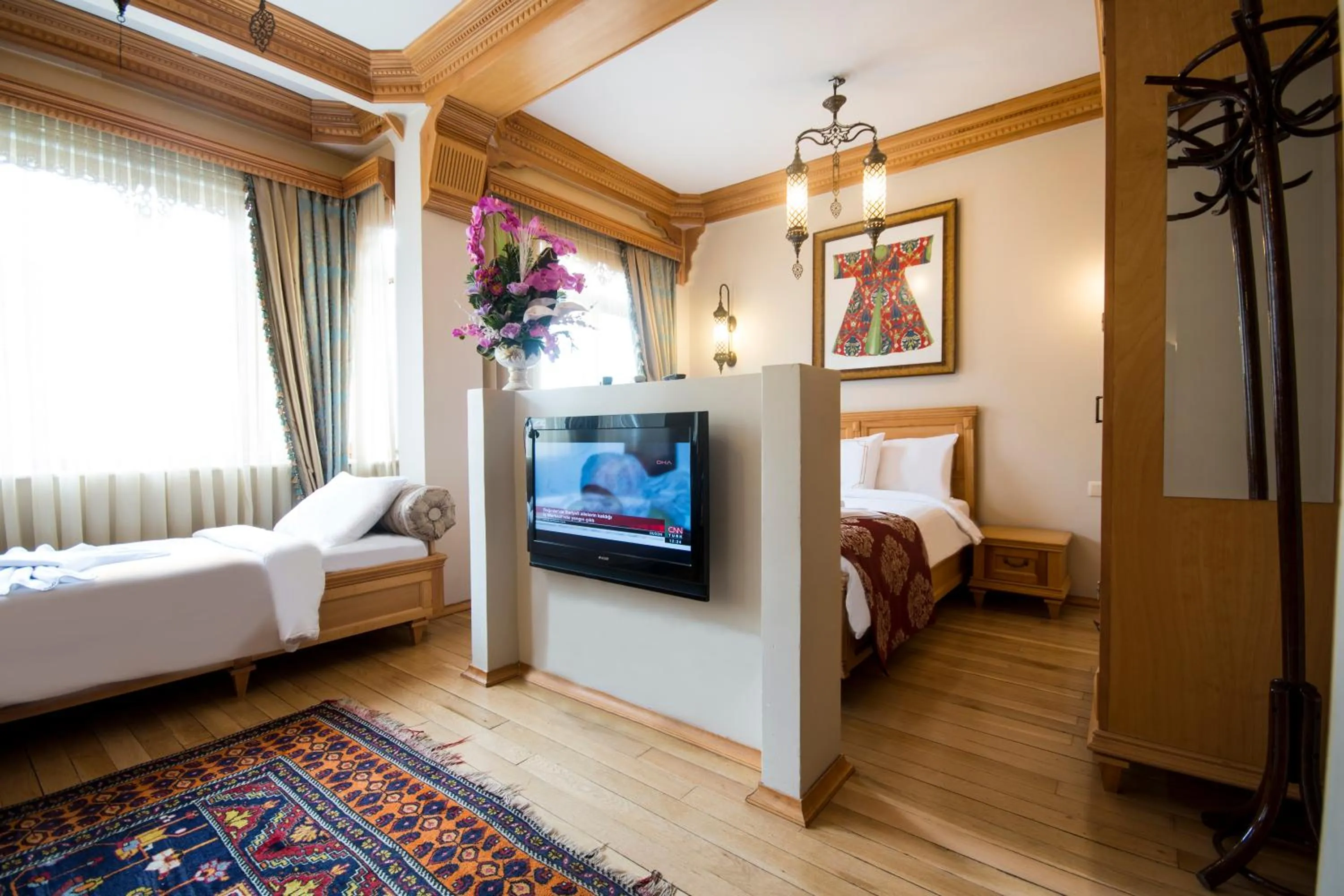 Spring in Sultan Corner Hotel