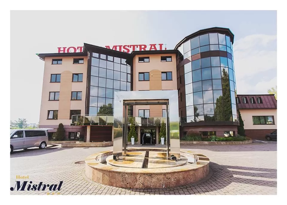 Property building in Hotel Mistral