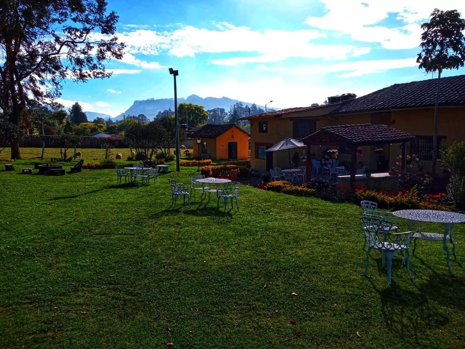 Garden view, Property Building in Hotel Campestre Franchesca