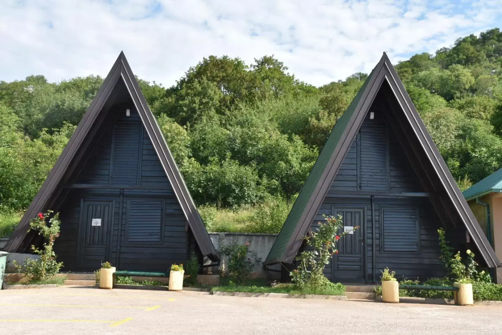 Apartment with Mountain View - single occupancy in OSTROG Aparthotel KOLIBA-VLASTNIŠTVO MANASTIRA OSTROG Apartment with Mountain View - single occupancy in OSTROG Aparthotel KOLIBA-VLASTNIŠTVO MANASTIRA OSTROG