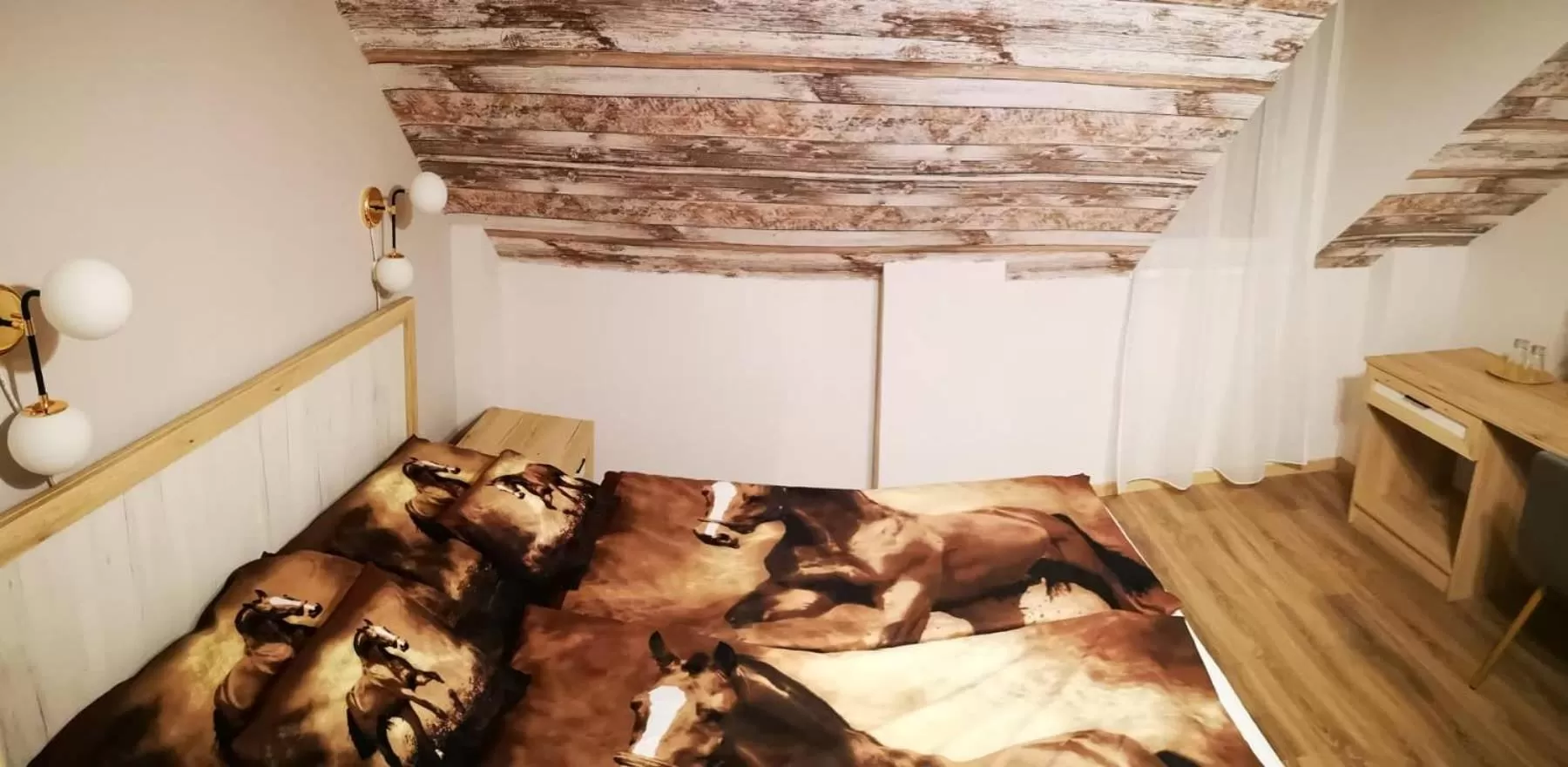 Mátyus Udvarház Kengyel Fogadó Eger