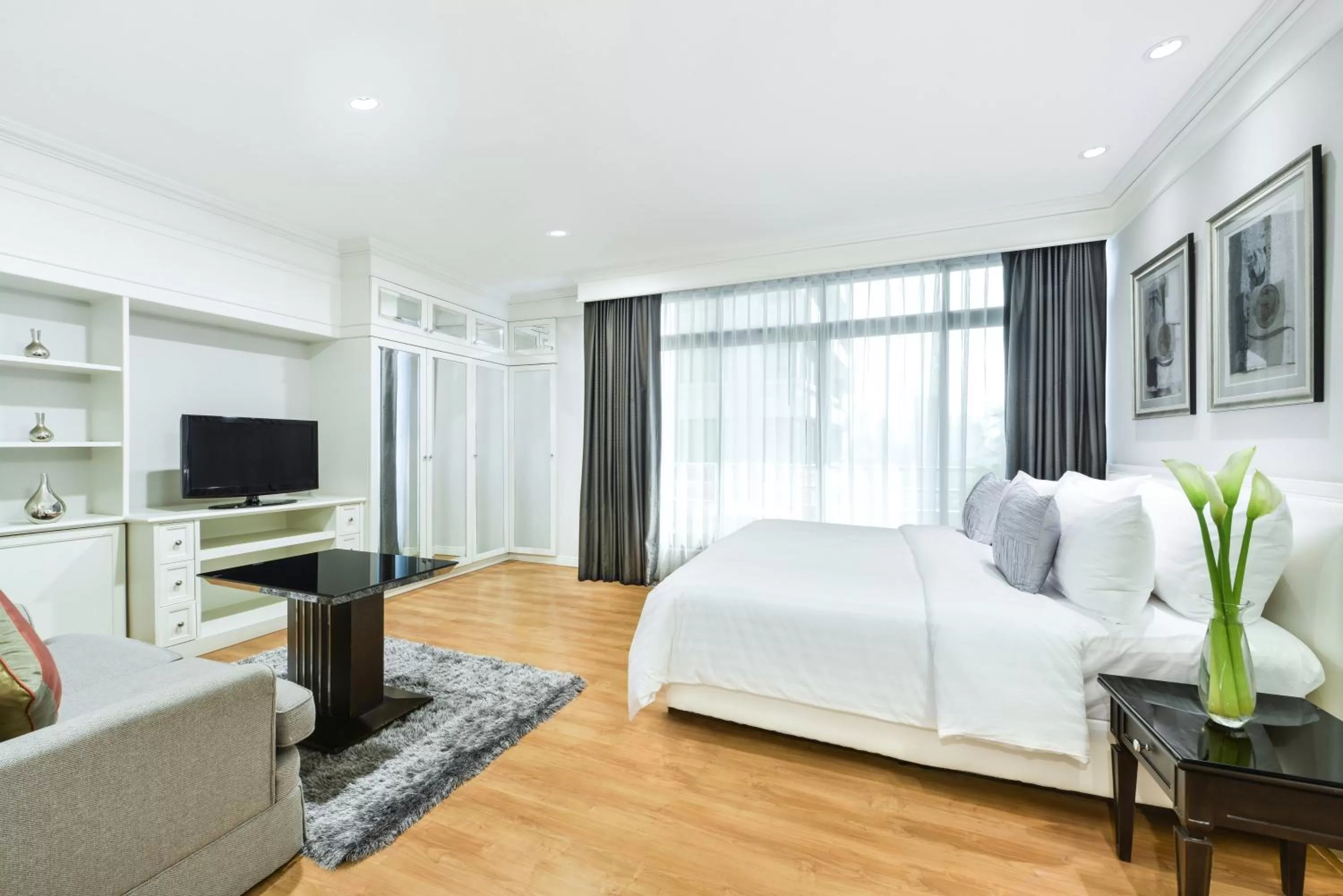 Deluxe King Room in Centre Point Hotel Chidlom Bangkok