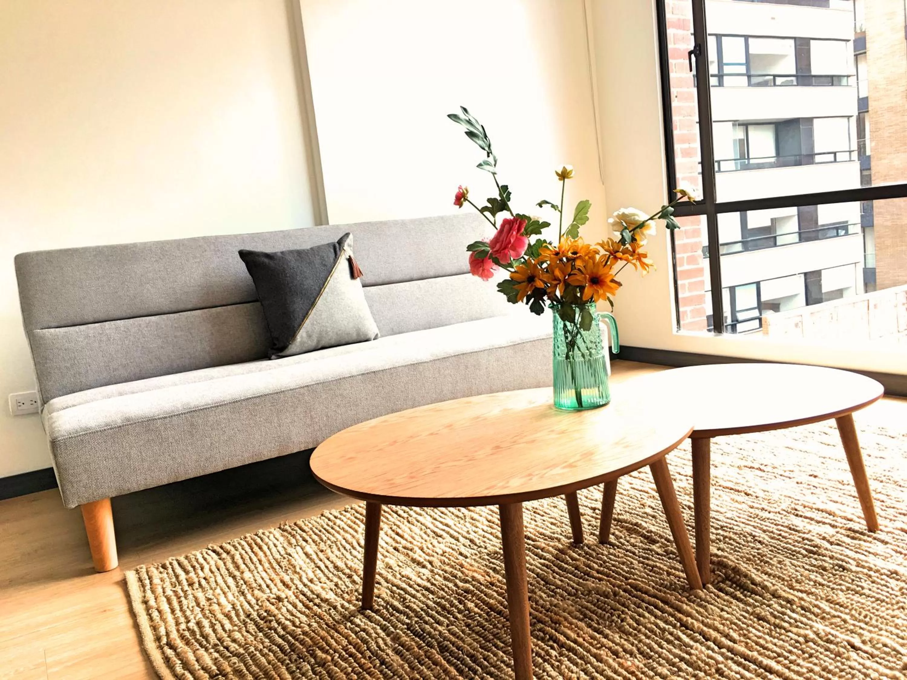 Seating area in Cora 96 Street Apartments