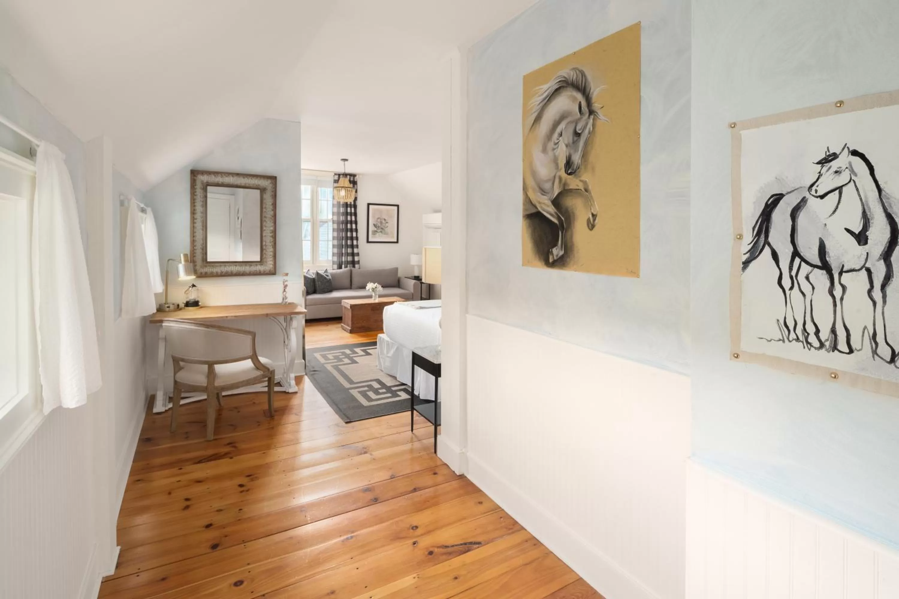 Photo of the whole room in Inn at Silver Maple Farm