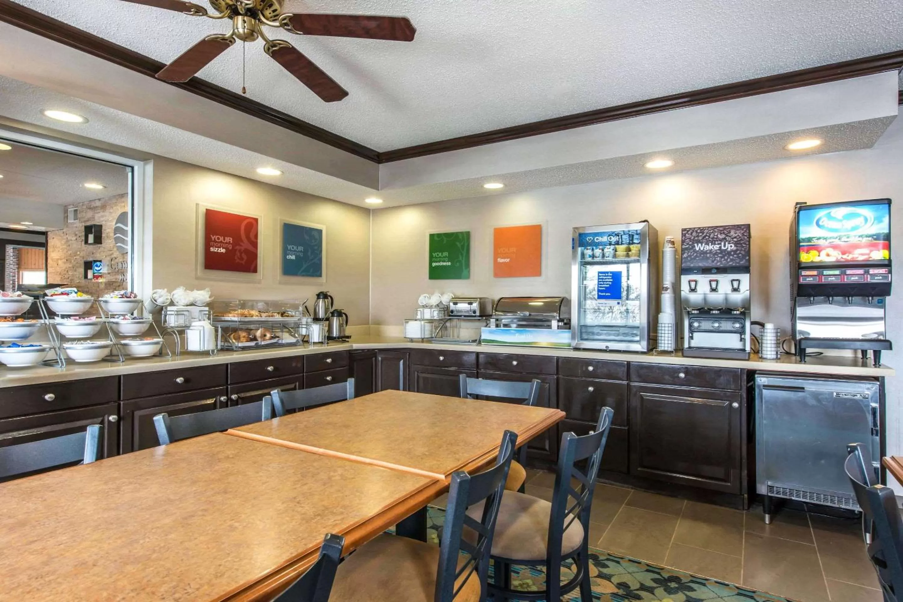 Restaurant/places to eat in Comfort Inn