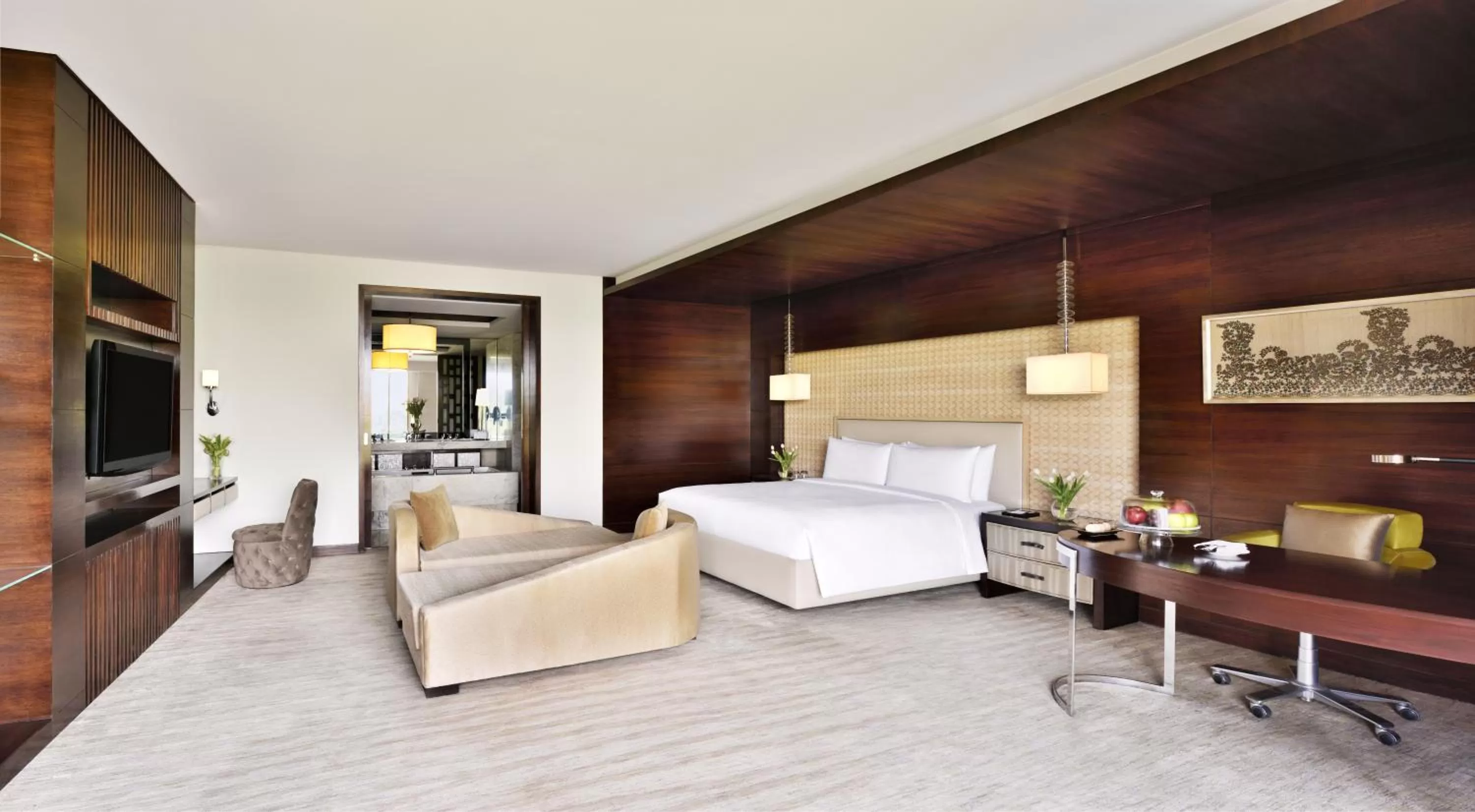 Bed in JW Marriott Hotel Chandigarh