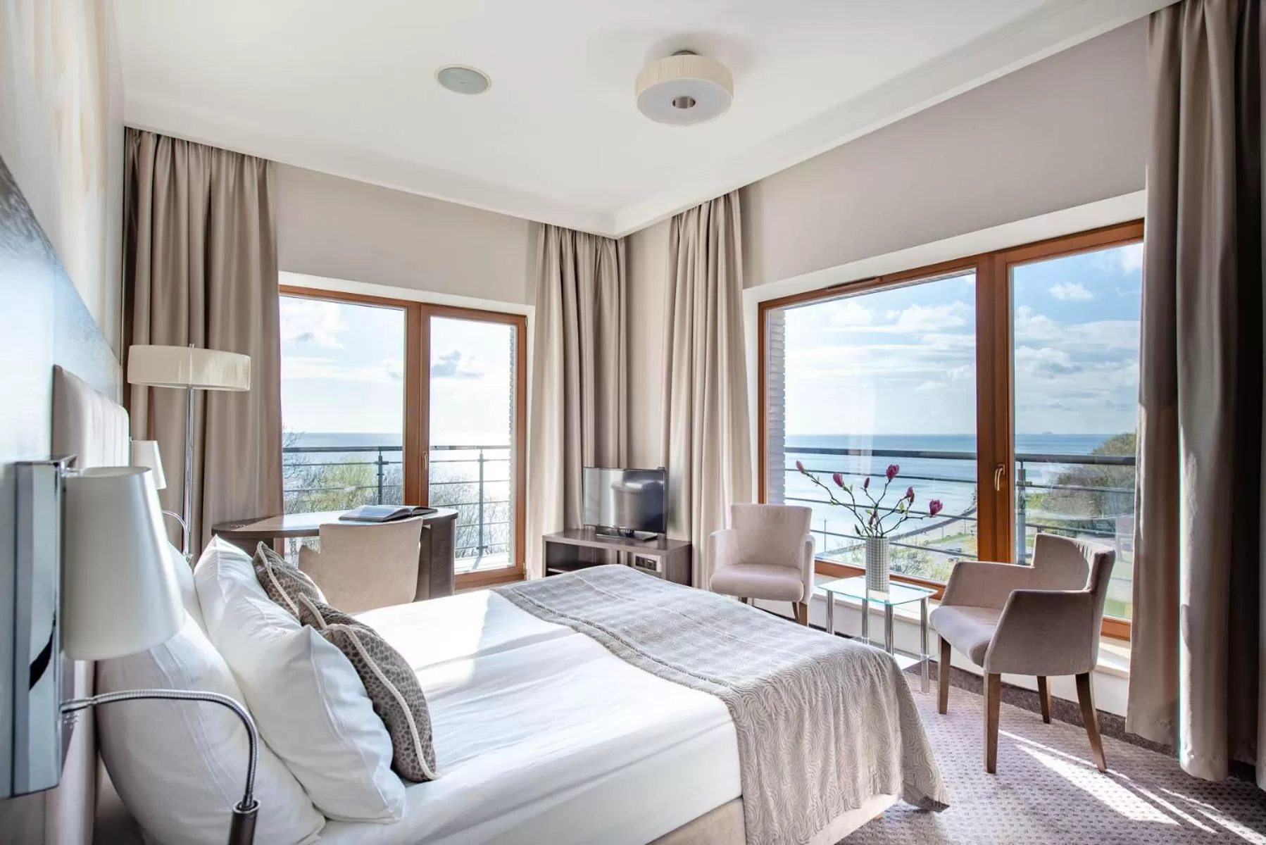 Hotel Różany Gaj - Destigo Hotels