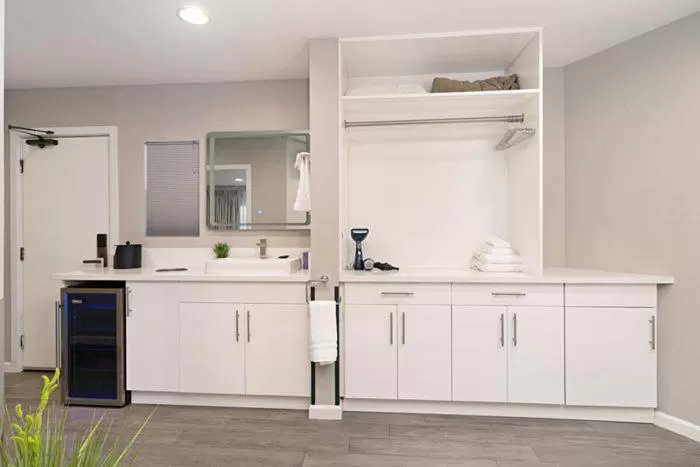 Kitchen or kitchenette in Sands Of La Jolla