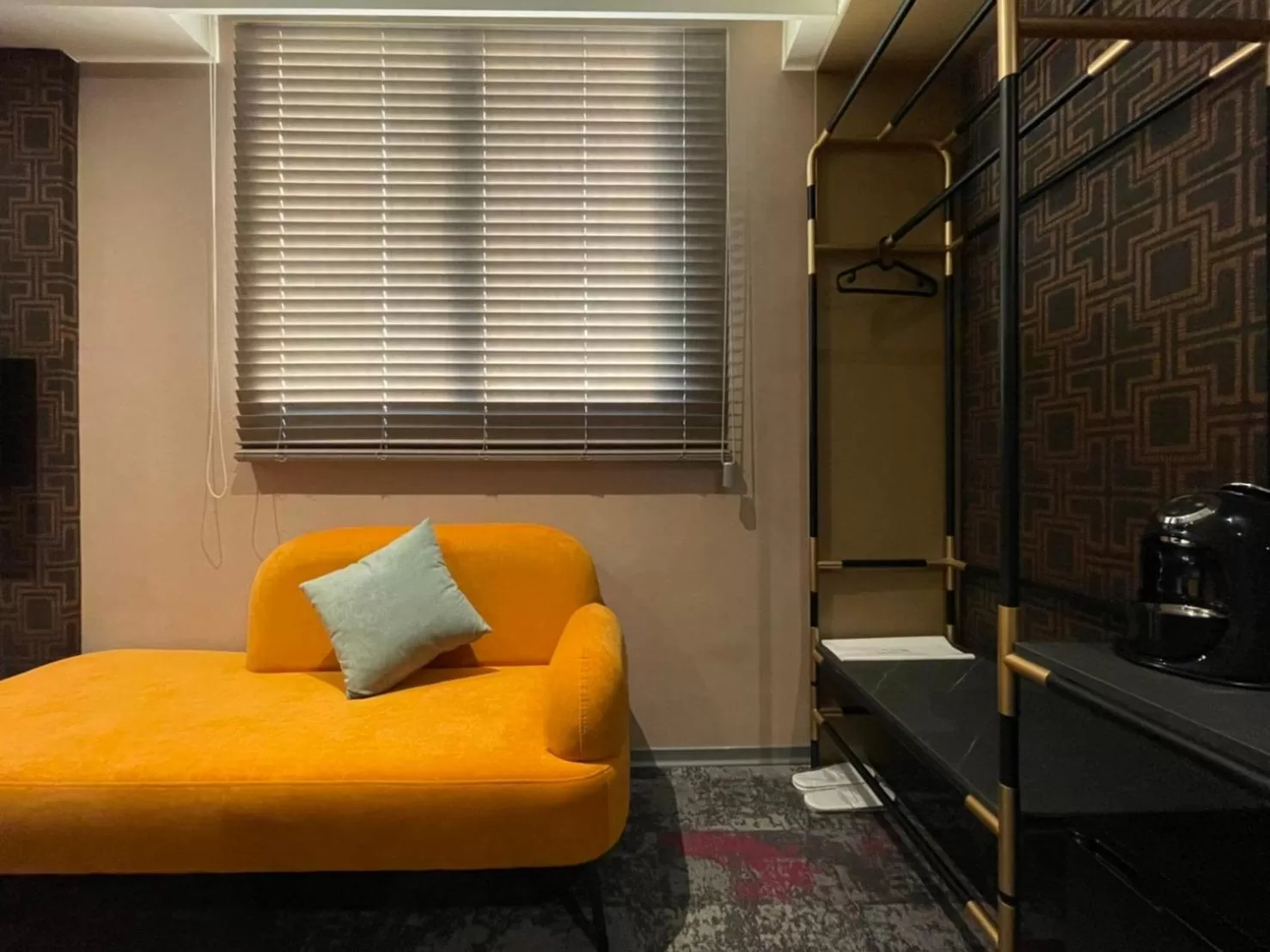 Photo of the whole room in Tenz Go Hotel