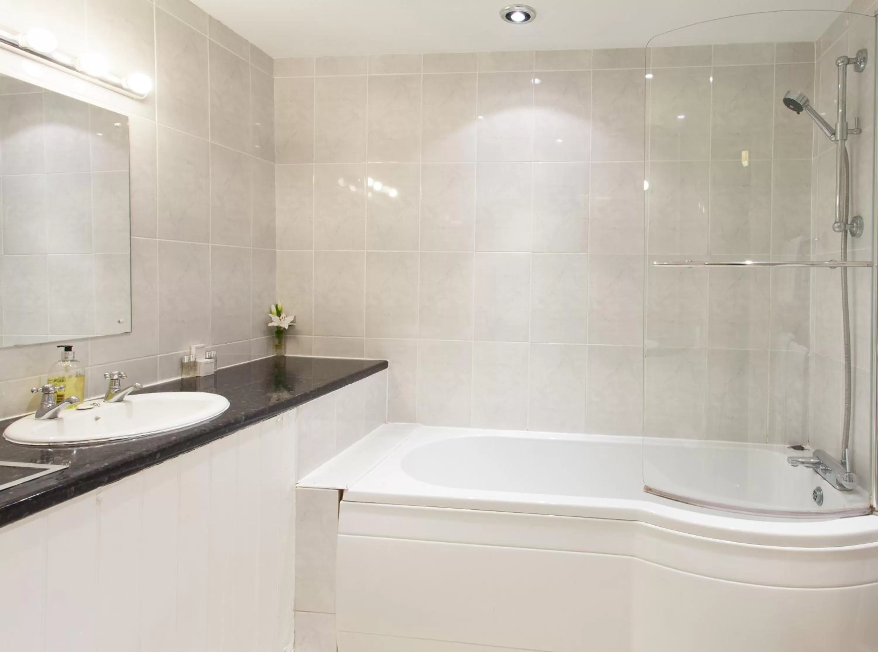 Bathroom in The Walnut Tree Inn