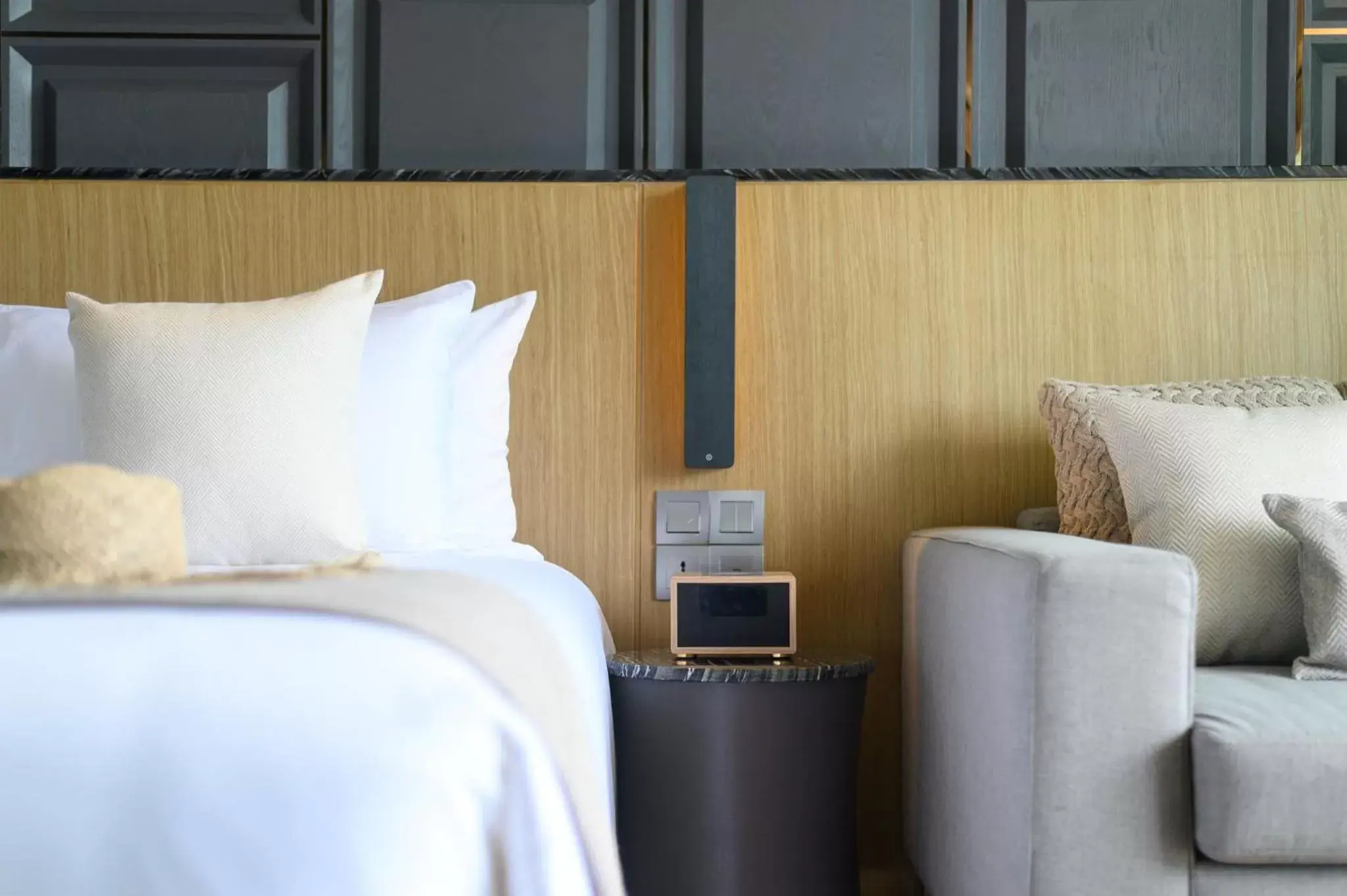 Deluxe Twin Room with Sky Bath - Non-Smoking in Wyndham Grand Nai Harn Beach Phuket Deluxe Twin Room with Sky Bath - Non-Smoking in Wyndham Grand Nai Harn Beach Phuket