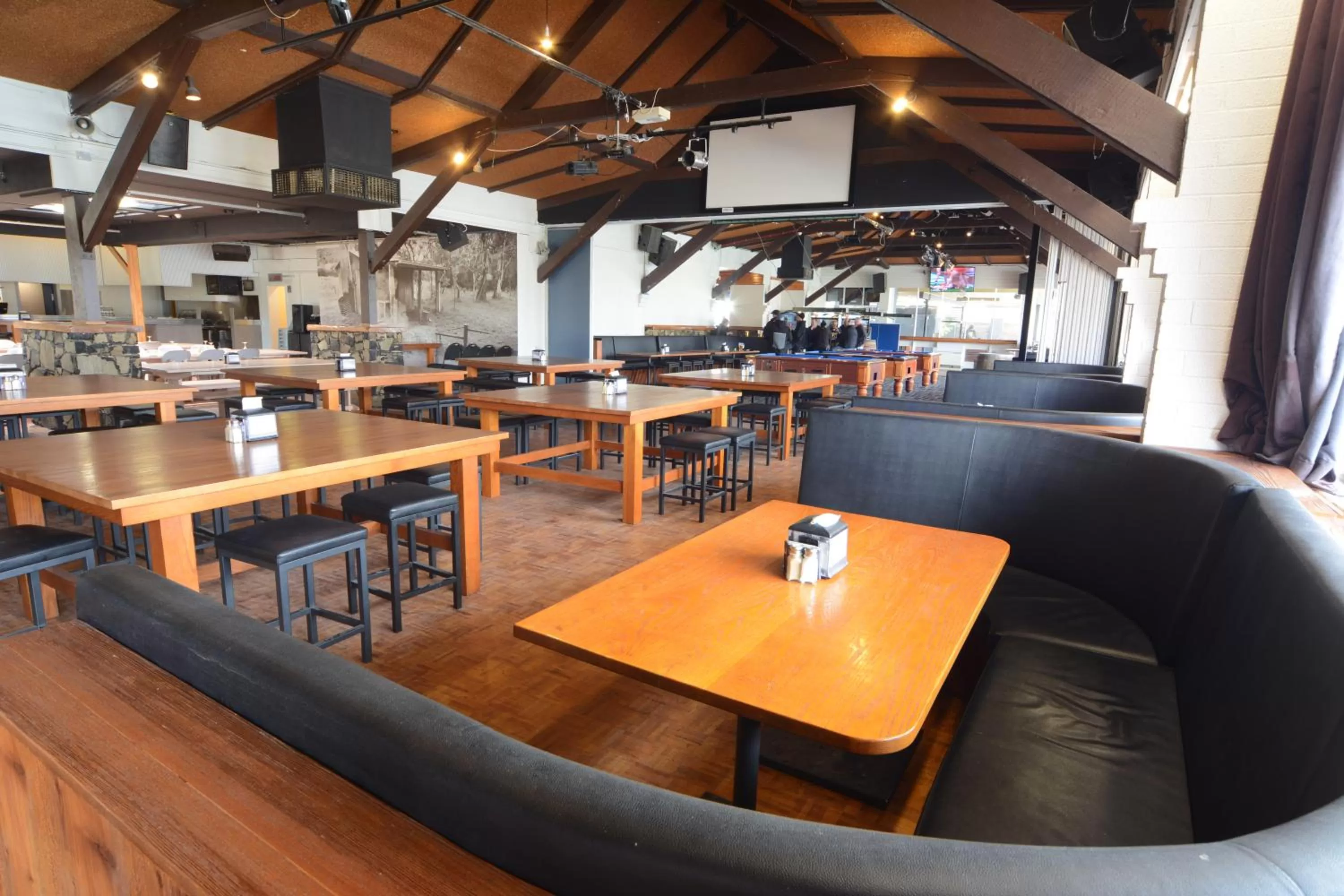 Restaurant/places to eat in Lake Jindabyne Hotel
