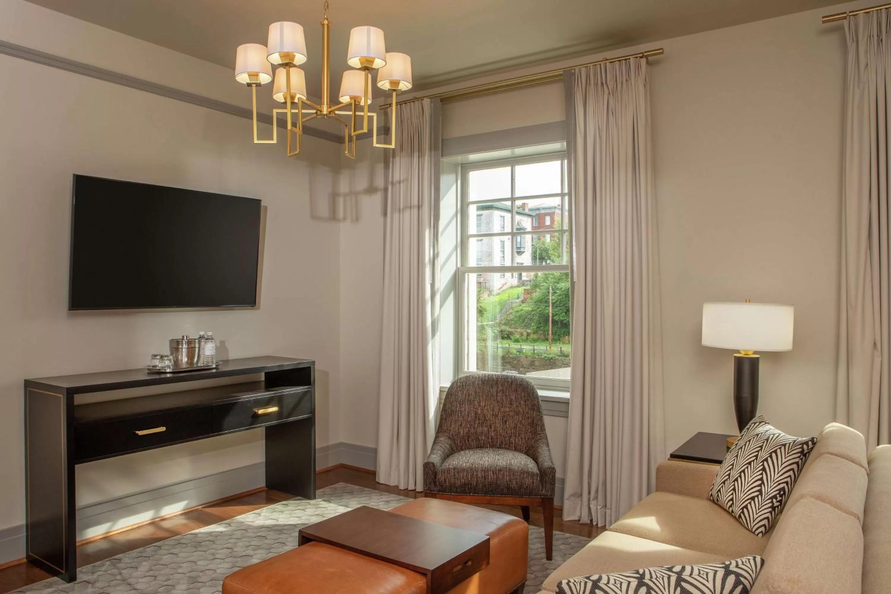 Bedroom in The Virginian Lynchburg, Curio Collection By Hilton