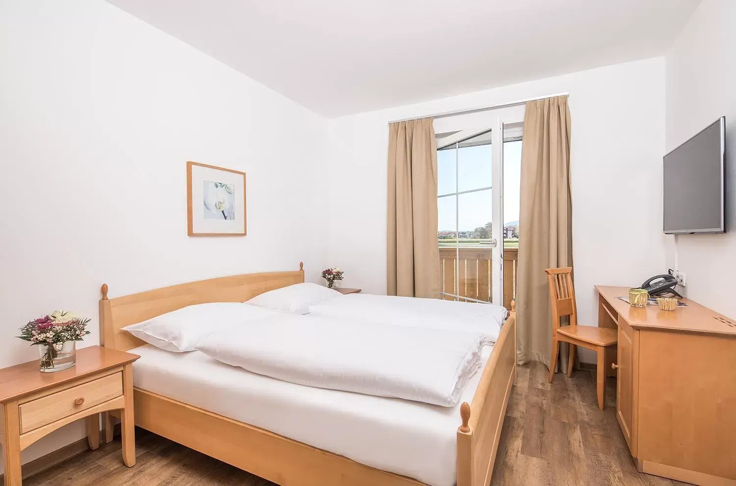Standard Double Room - single occupancy in Hotel & Restaurant Rupertigau Standard Double Room - single occupancy in Hotel & Restaurant Rupertigau