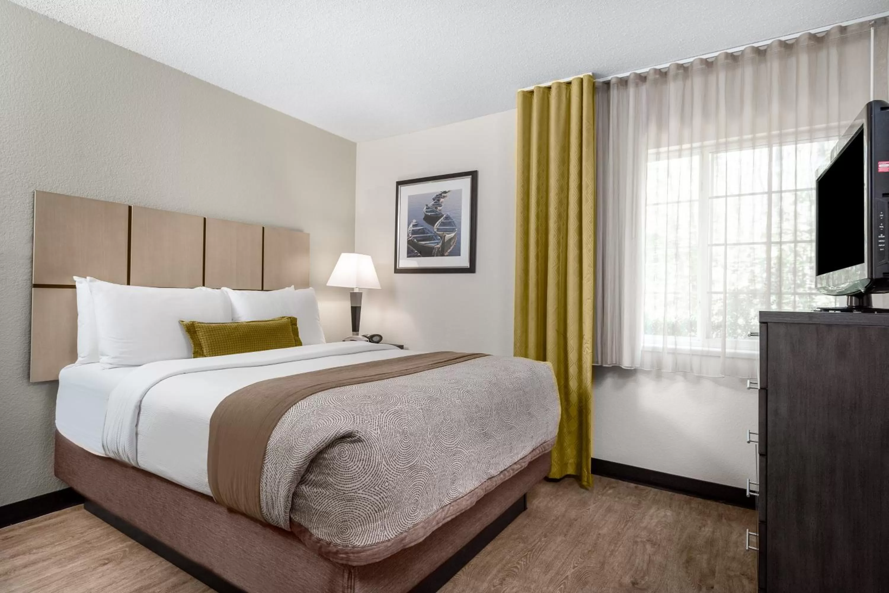 Photo of the whole room, Bed in Candlewood Suites Durham - RTP by IHG