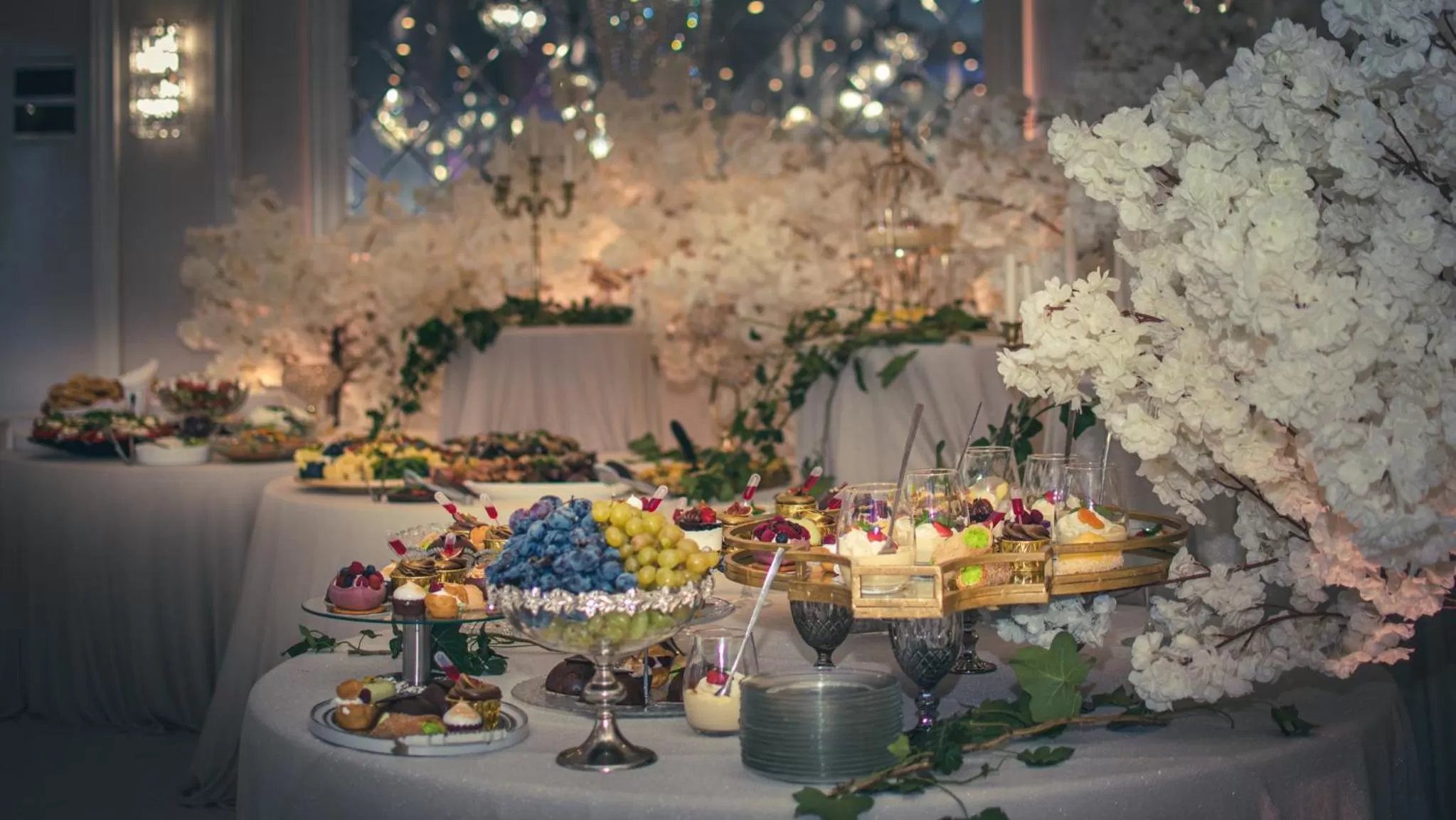 Food in Complex Baroto