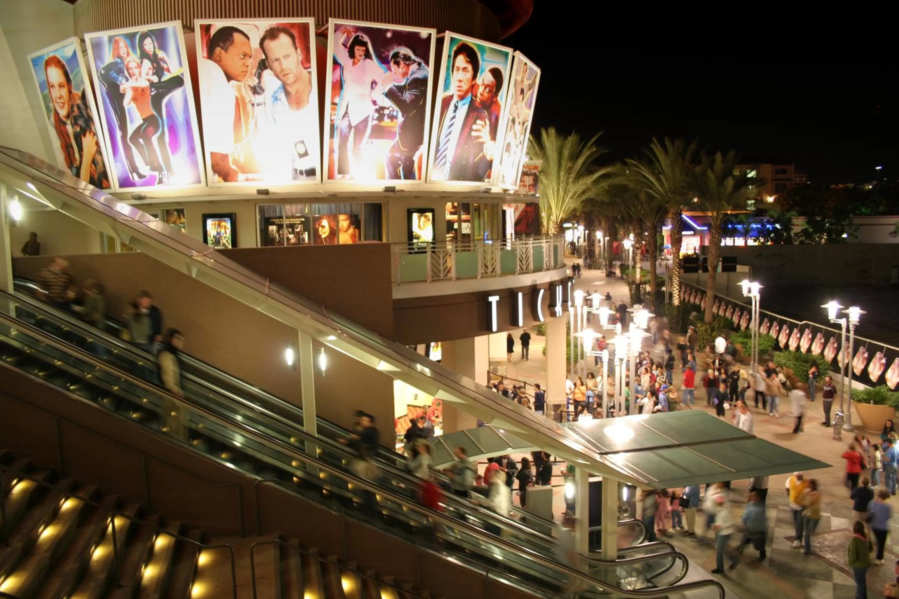 Nearby landmark in Safari Inn Burbank-Universal, a Coast Hotel