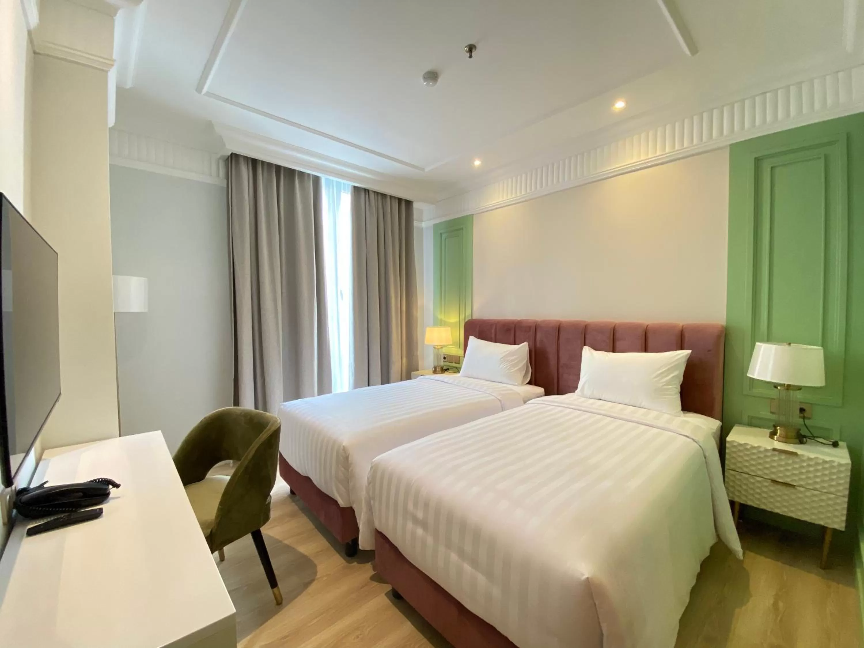 Bed in Maia Hotel Jakarta