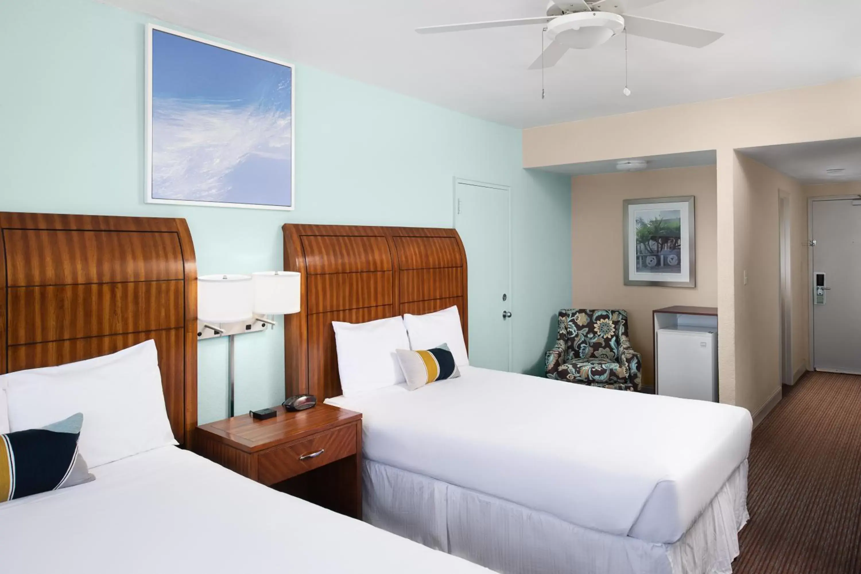 City View Double Beds in Sherry Frontenac Oceanfront City View Double Beds in Sherry Frontenac Oceanfront