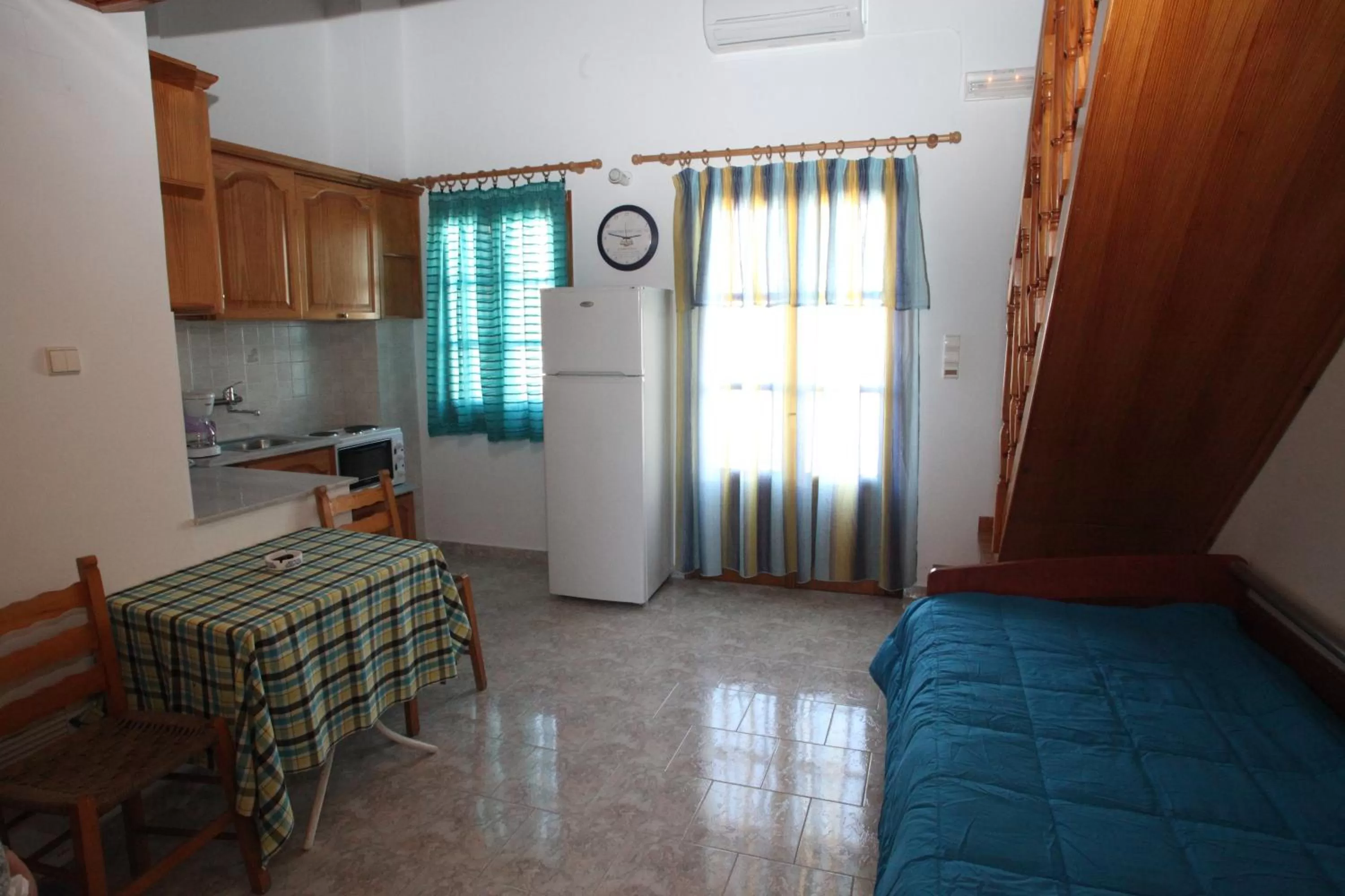 Bed in Afroditi Syros