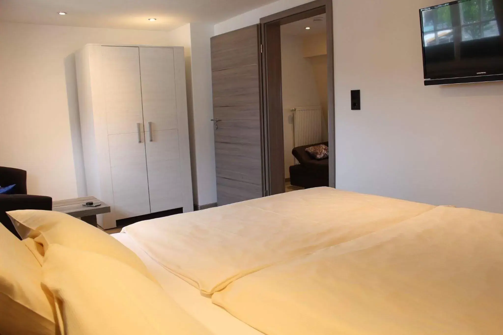 Double Room in Hotel Friedrich Double Room in Hotel Friedrich