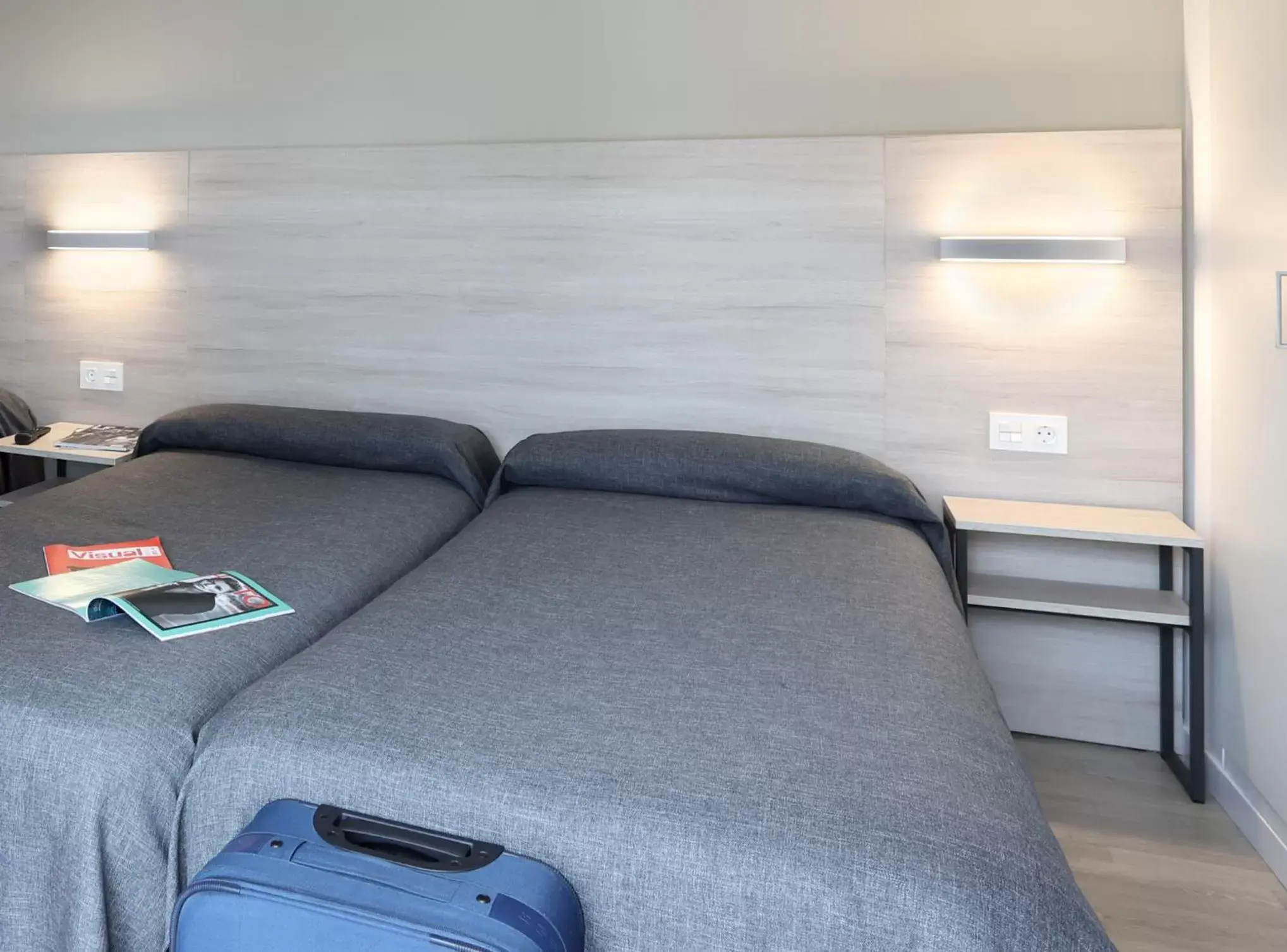 Triple Room with Pool View in Hotel Brasil Triple Room with Pool View in Hotel Brasil