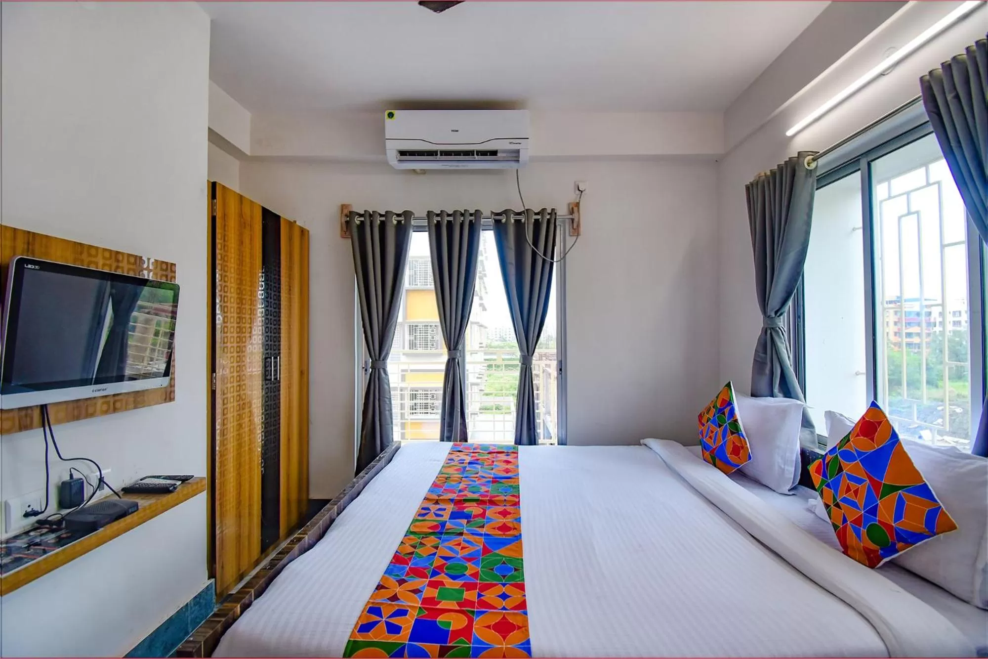 Bed in FabExpress Amar Raj Villa - Nr Eco Park