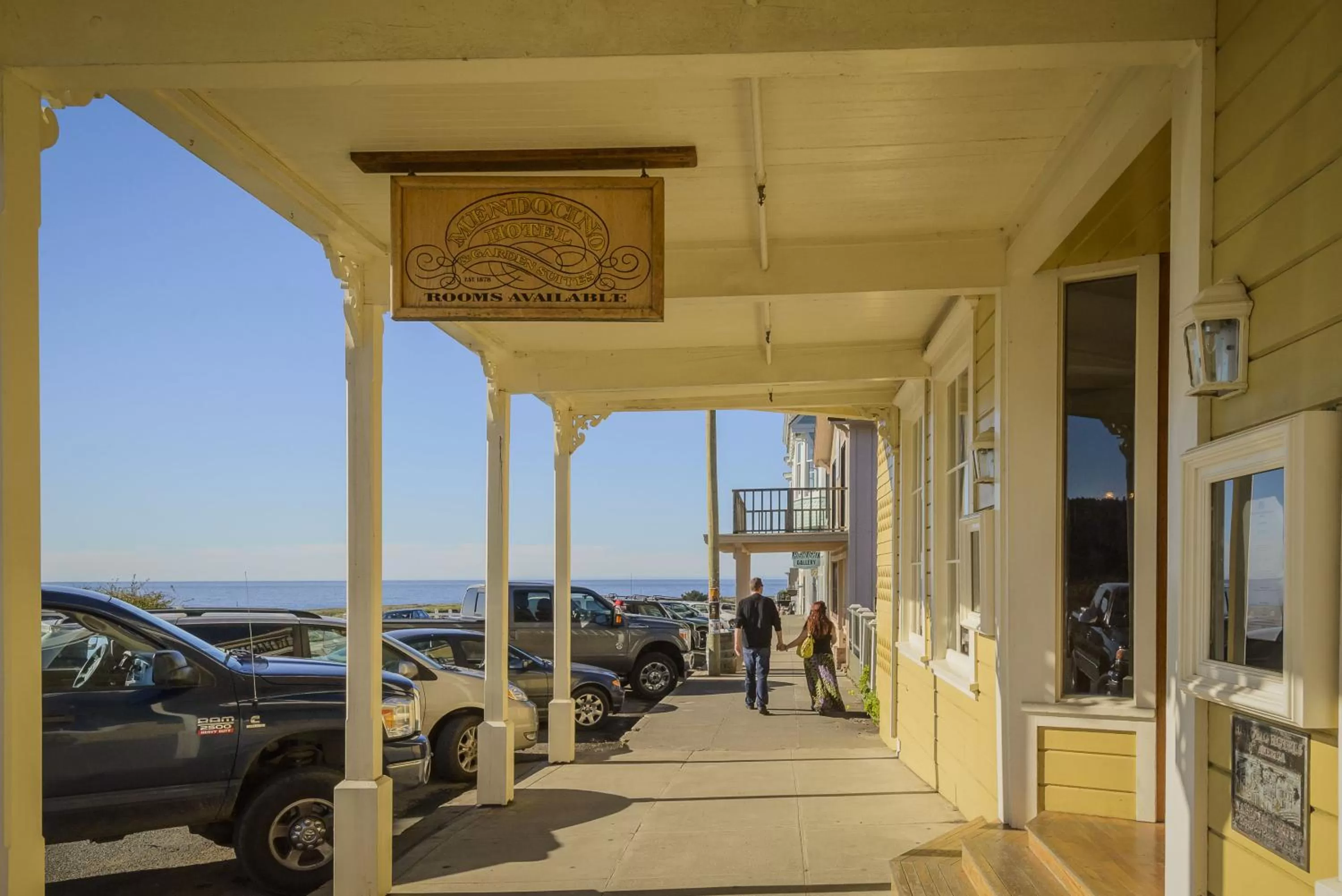 Day in Mendocino Hotel & Garden