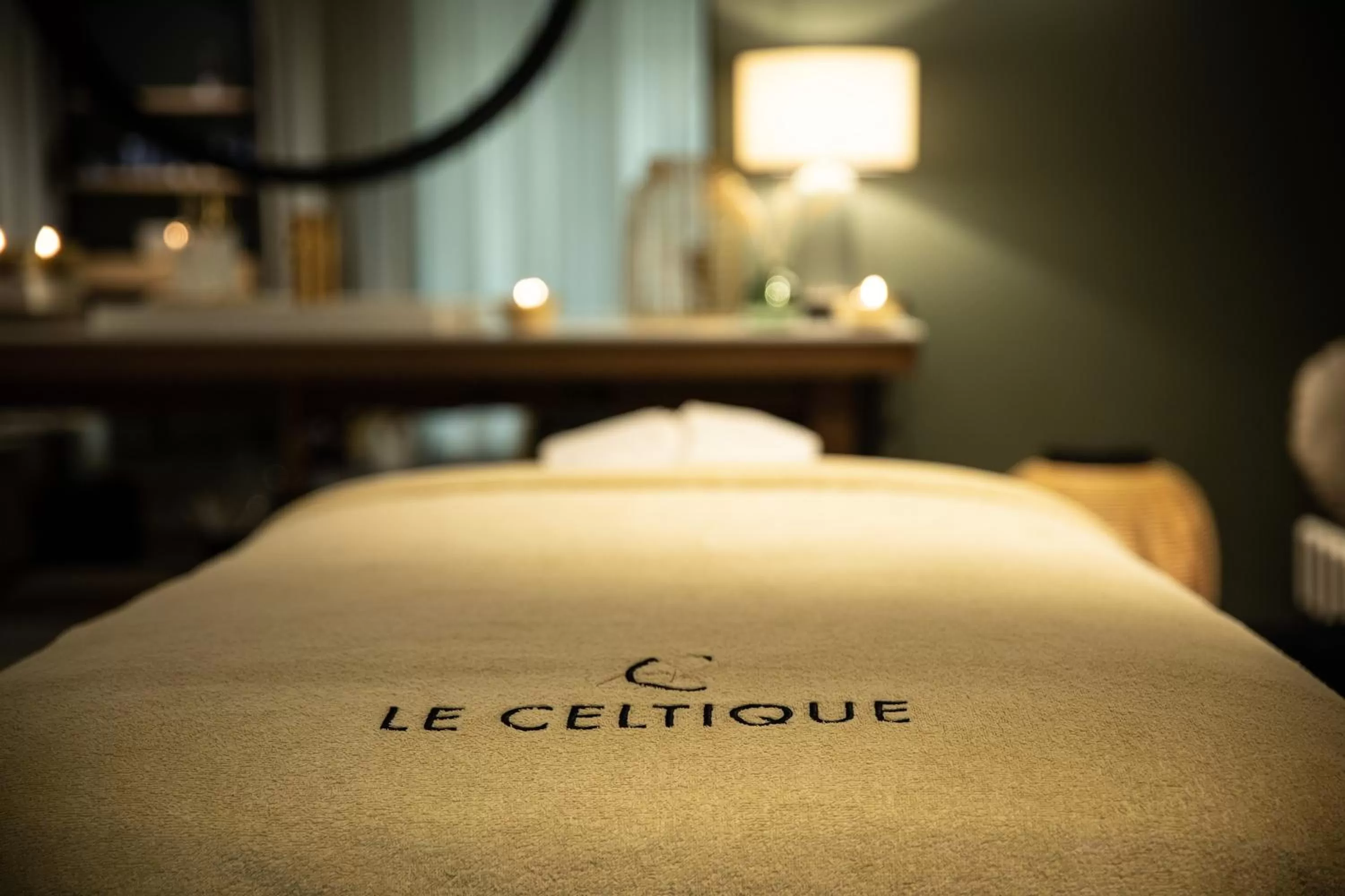 Massage, Bed in Le Celtique & Spa