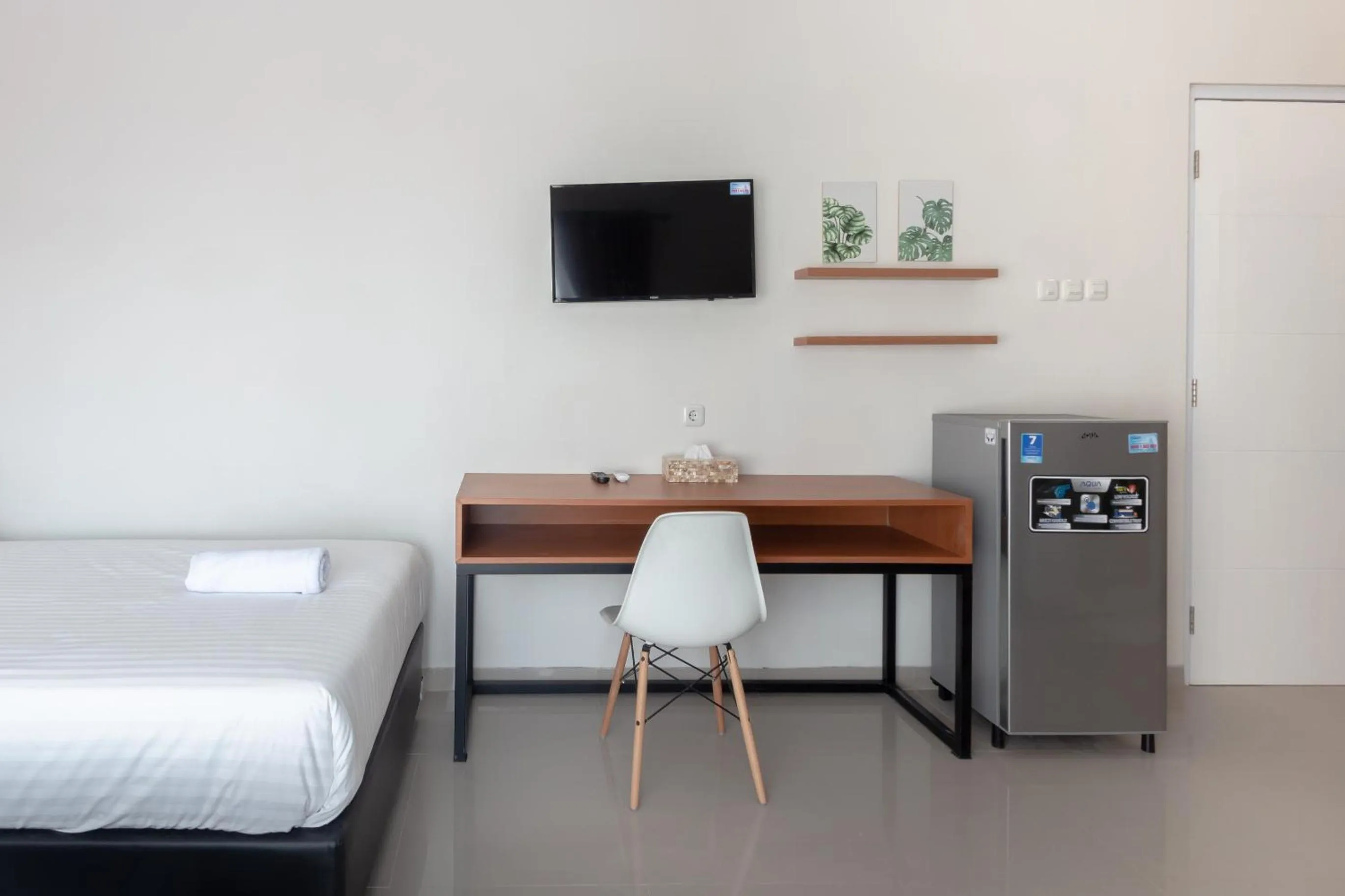 Photo of the whole room in Omah Manis