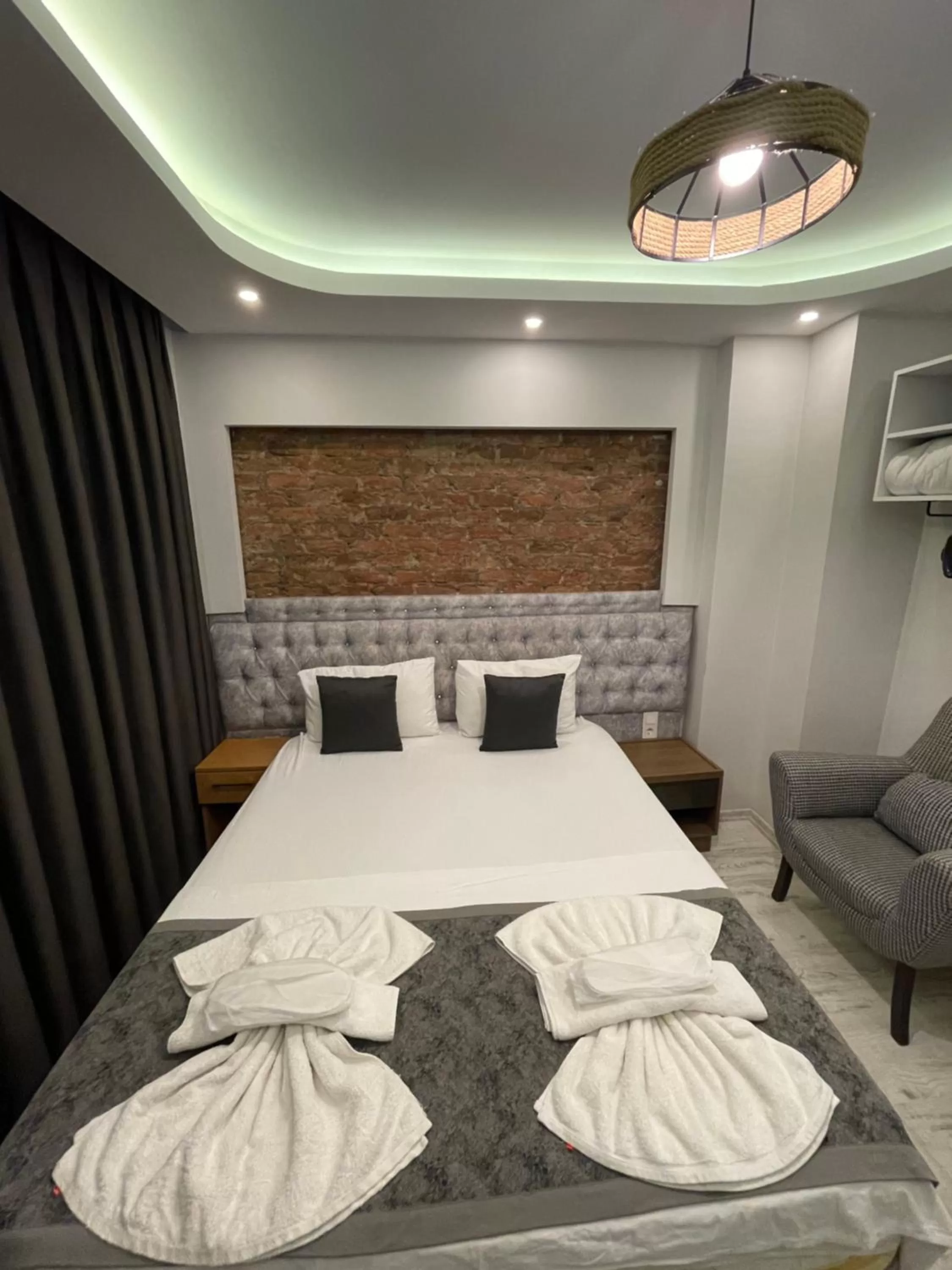 Bed in Arat Apartments