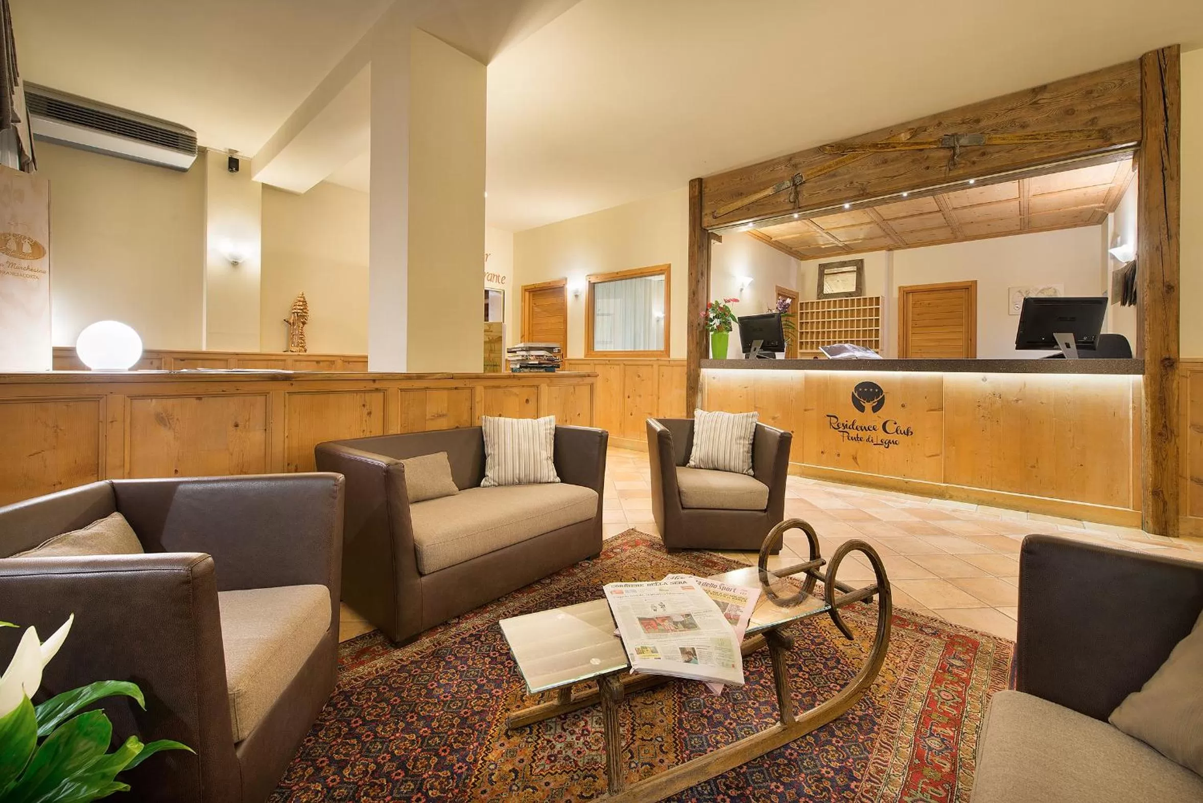 Lobby or reception, Seating Area in Residence Club Ponte Di Legno