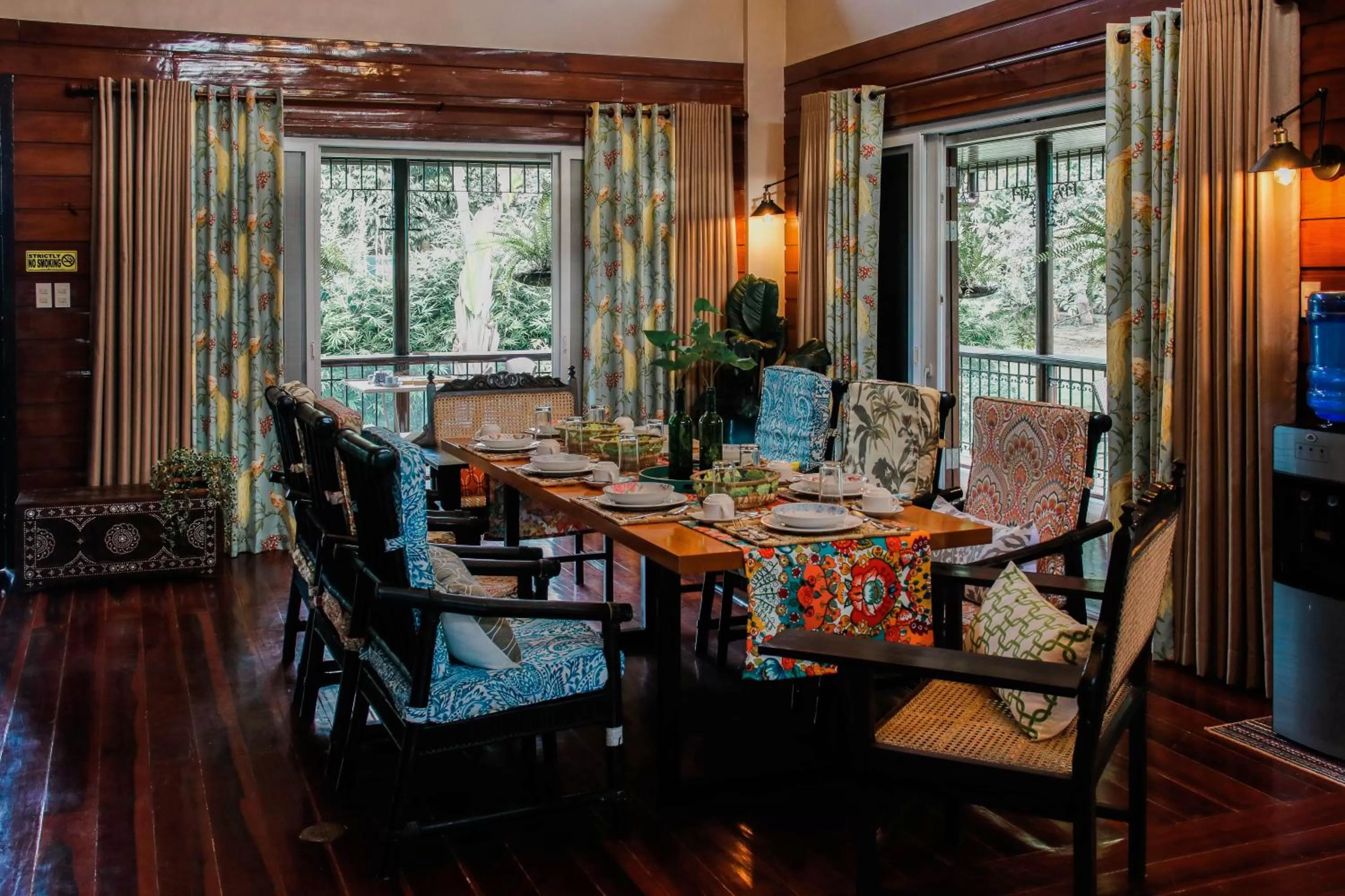 Living room in Hotel Kimberly Tagaytay