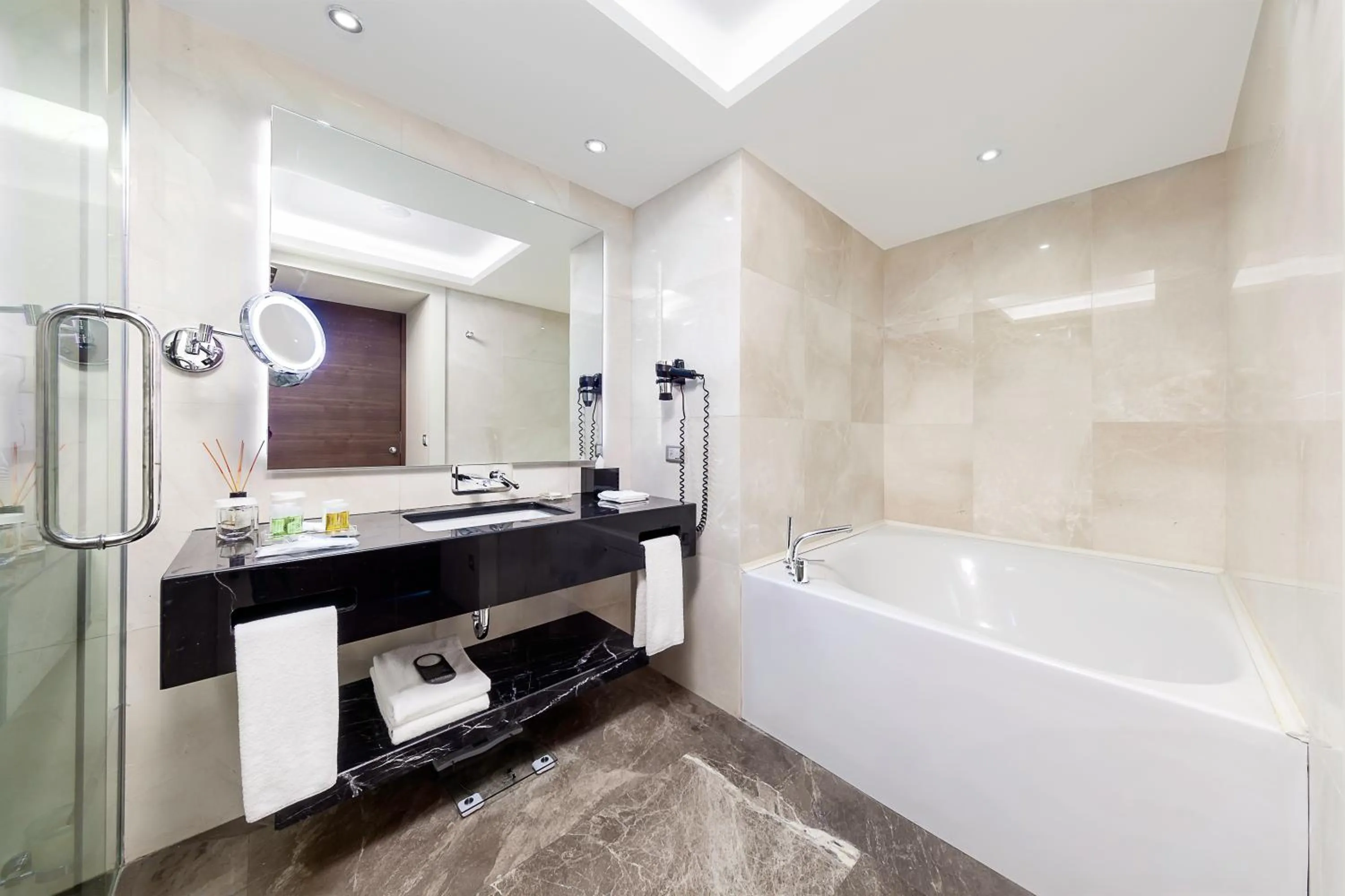 Bathroom in Dedeman Bostanci Istanbul Hotel & Convention Center