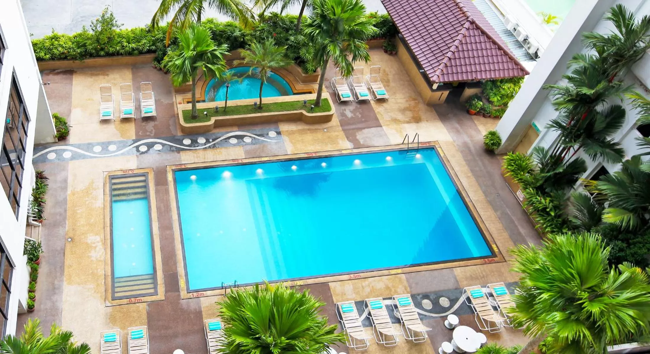 Swimming pool in Bayview Hotel Georgetown Penang