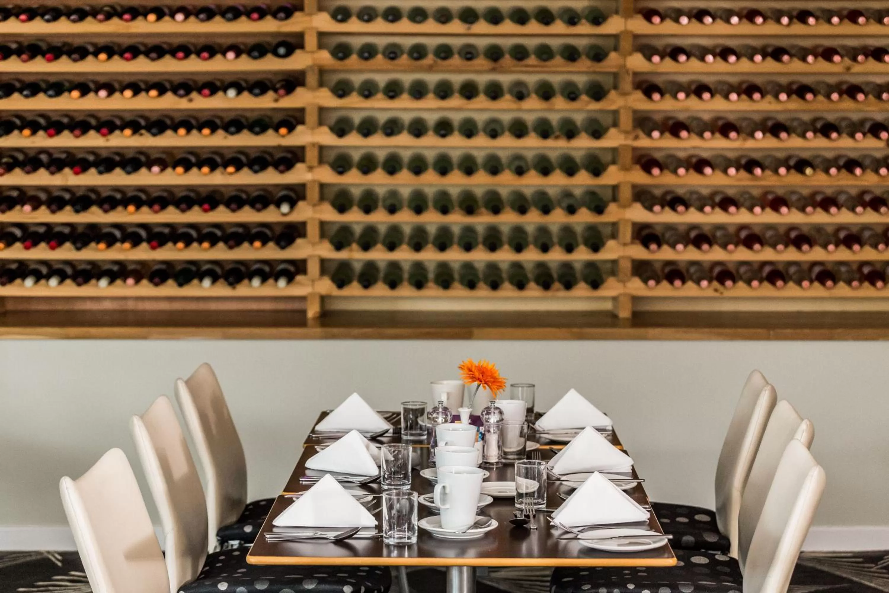 Restaurant/places to eat in Holiday Inn Sittingbourne by IHG