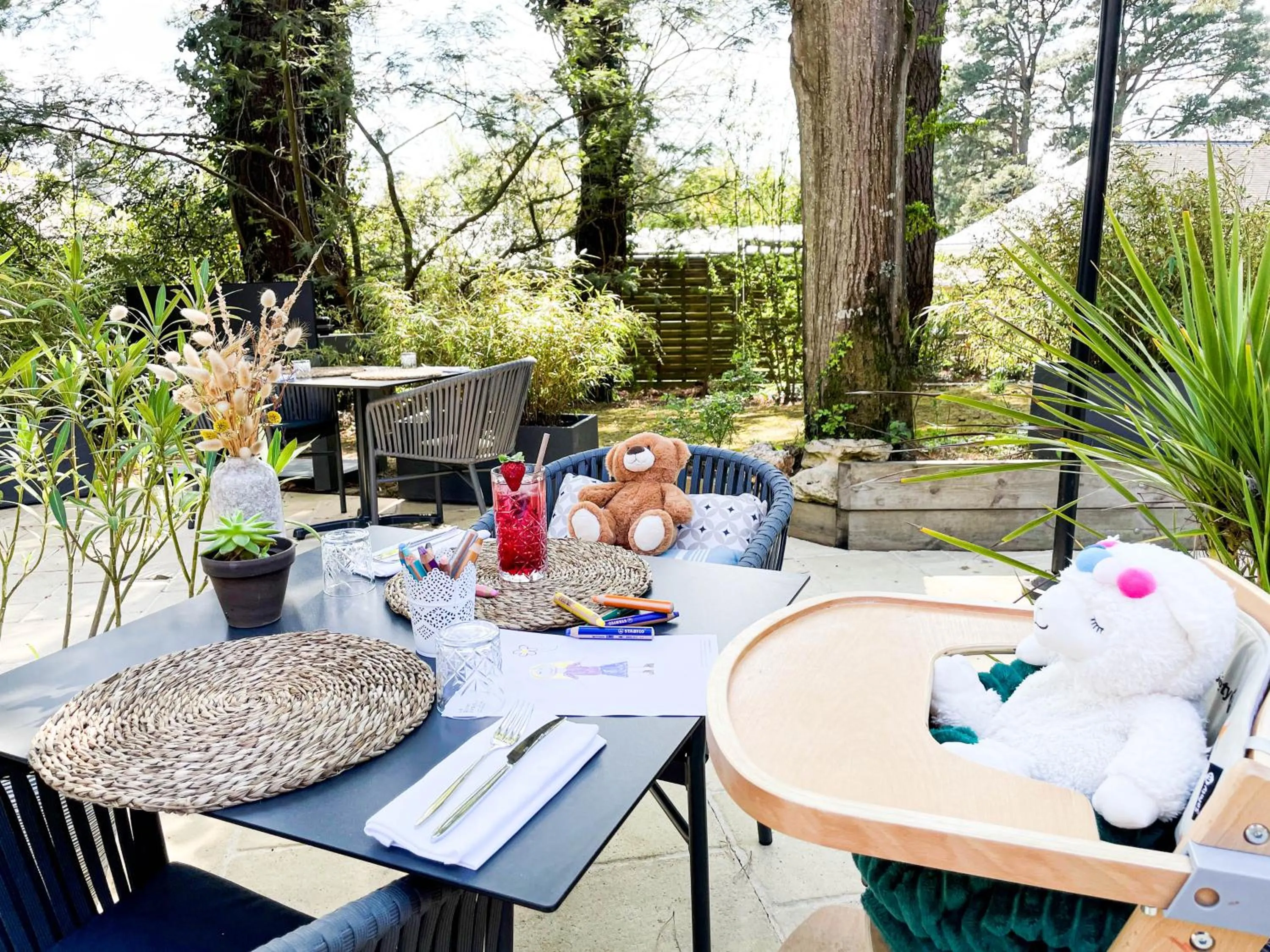 Food and drinks in Quintessia