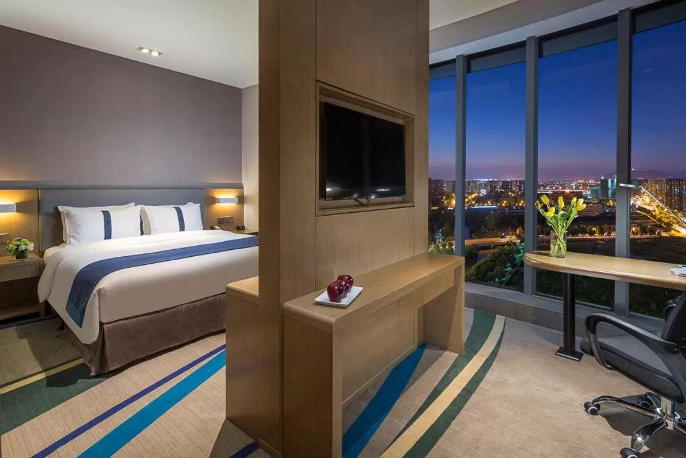 Bed in Holiday Inn Express Hangzhou East Station by IHG