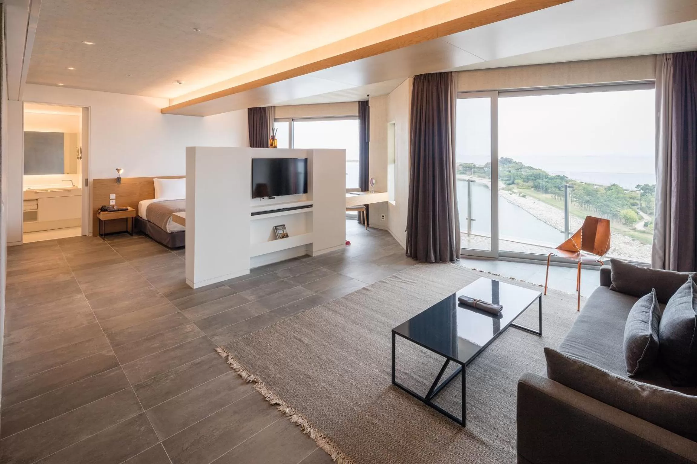 Day in Nest Hotel Incheon