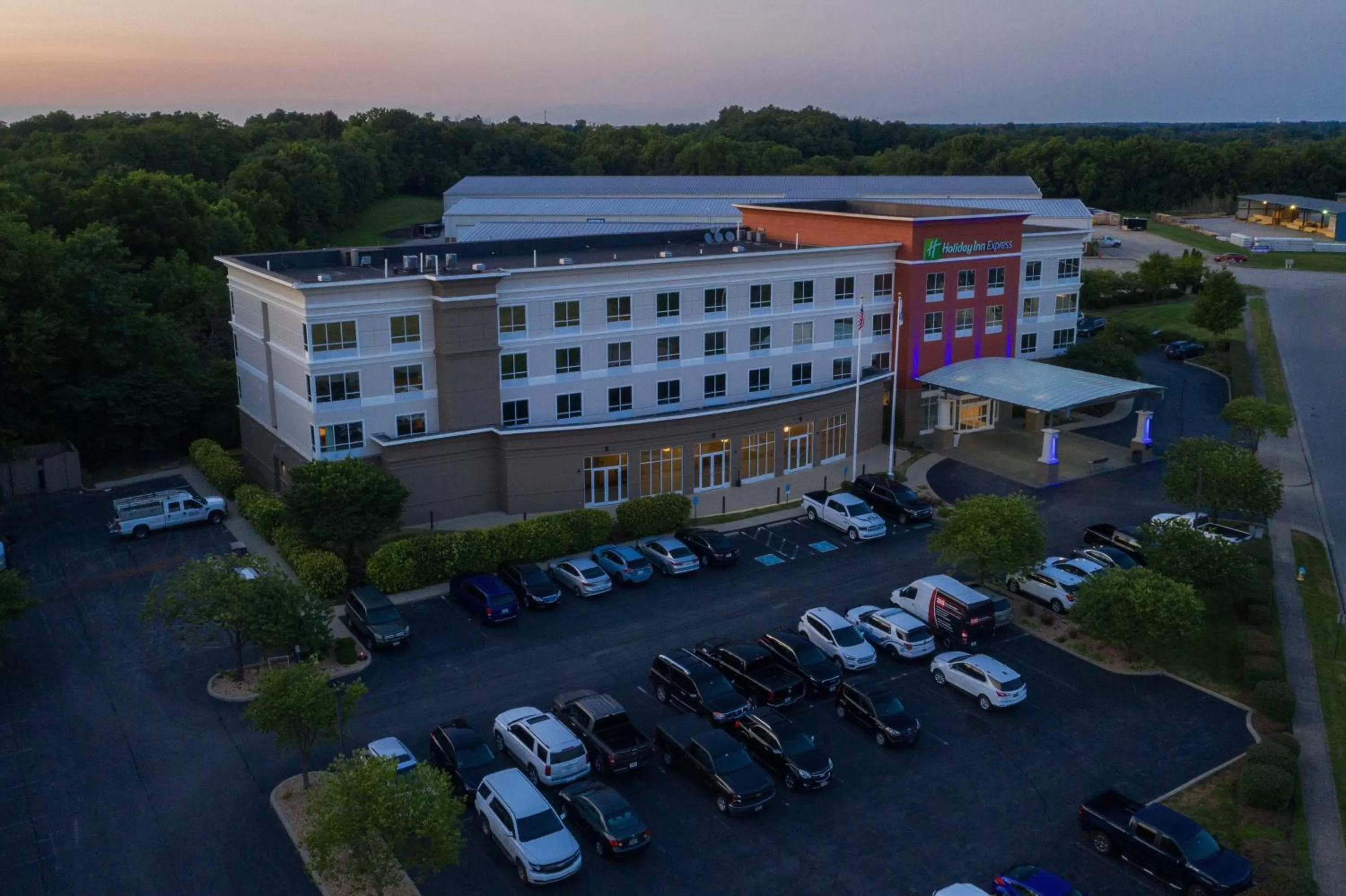 Property building in Holiday Inn Express Georgetown by IHG