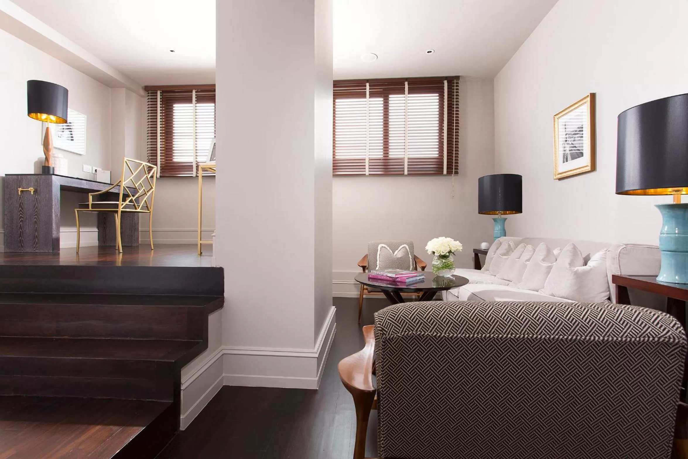 Living room, Bed in Portrait Firenze - Lungarno Collection