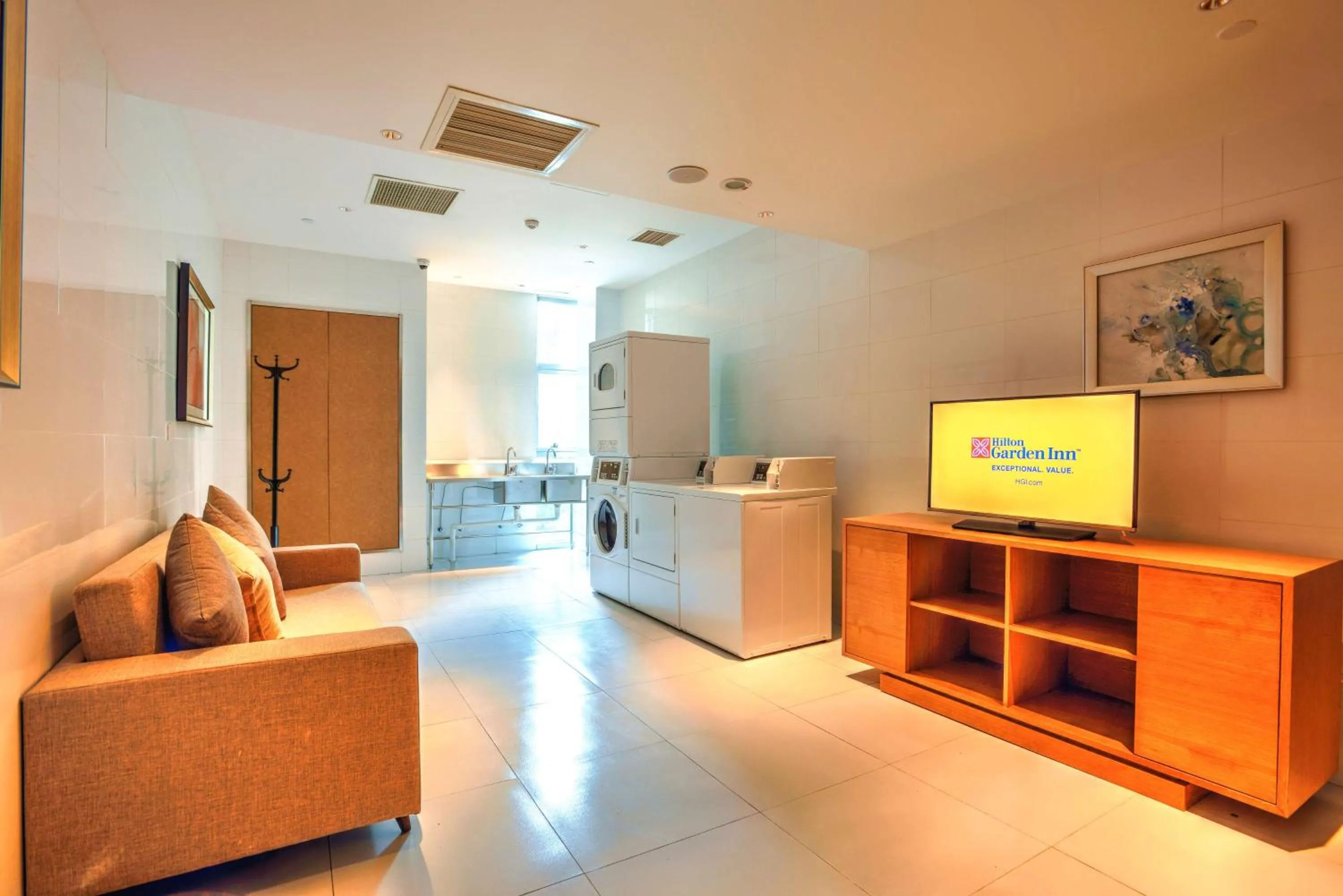 Property building in Hilton Garden Inn Chengdu Huayang