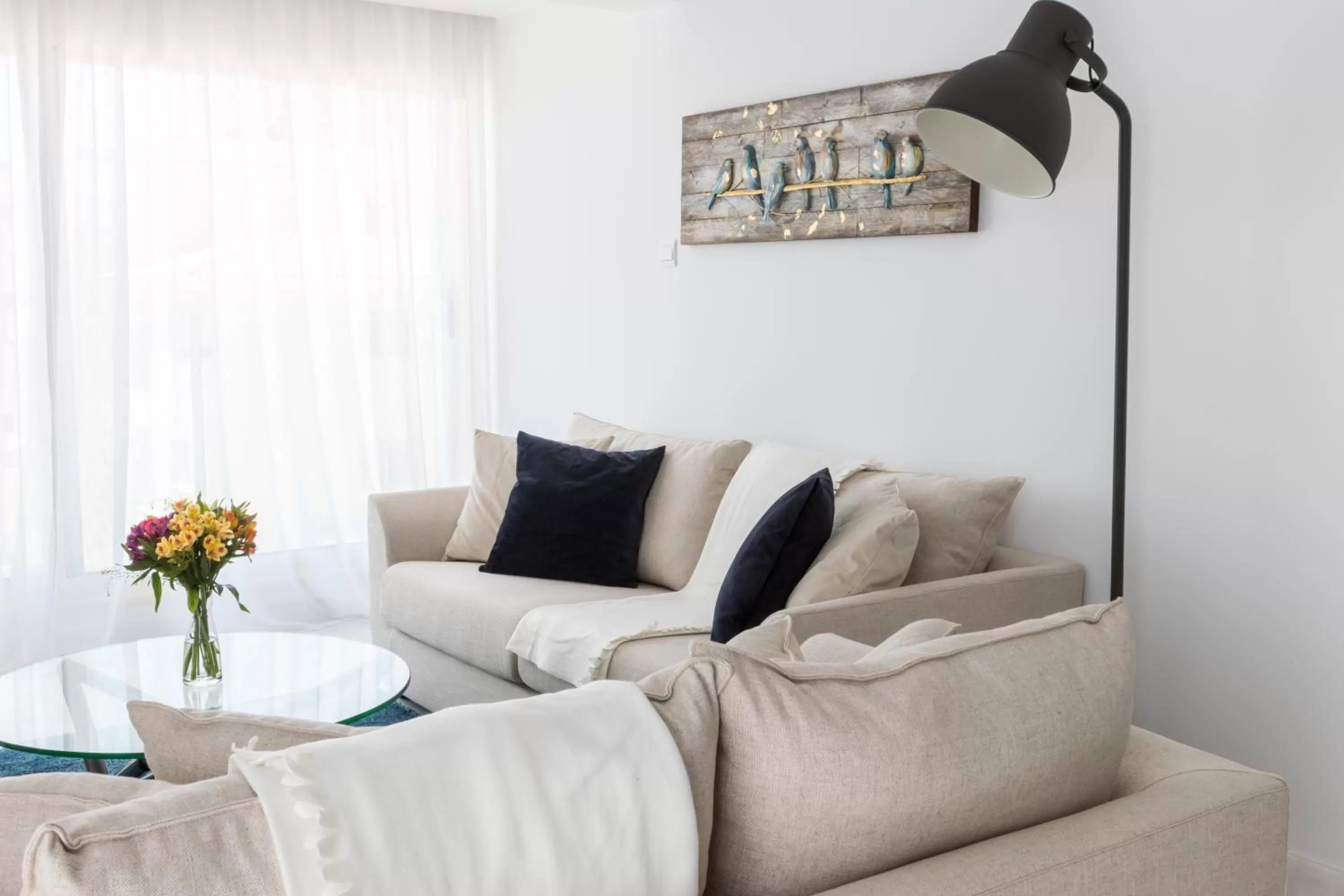 Living room in Elysia Park