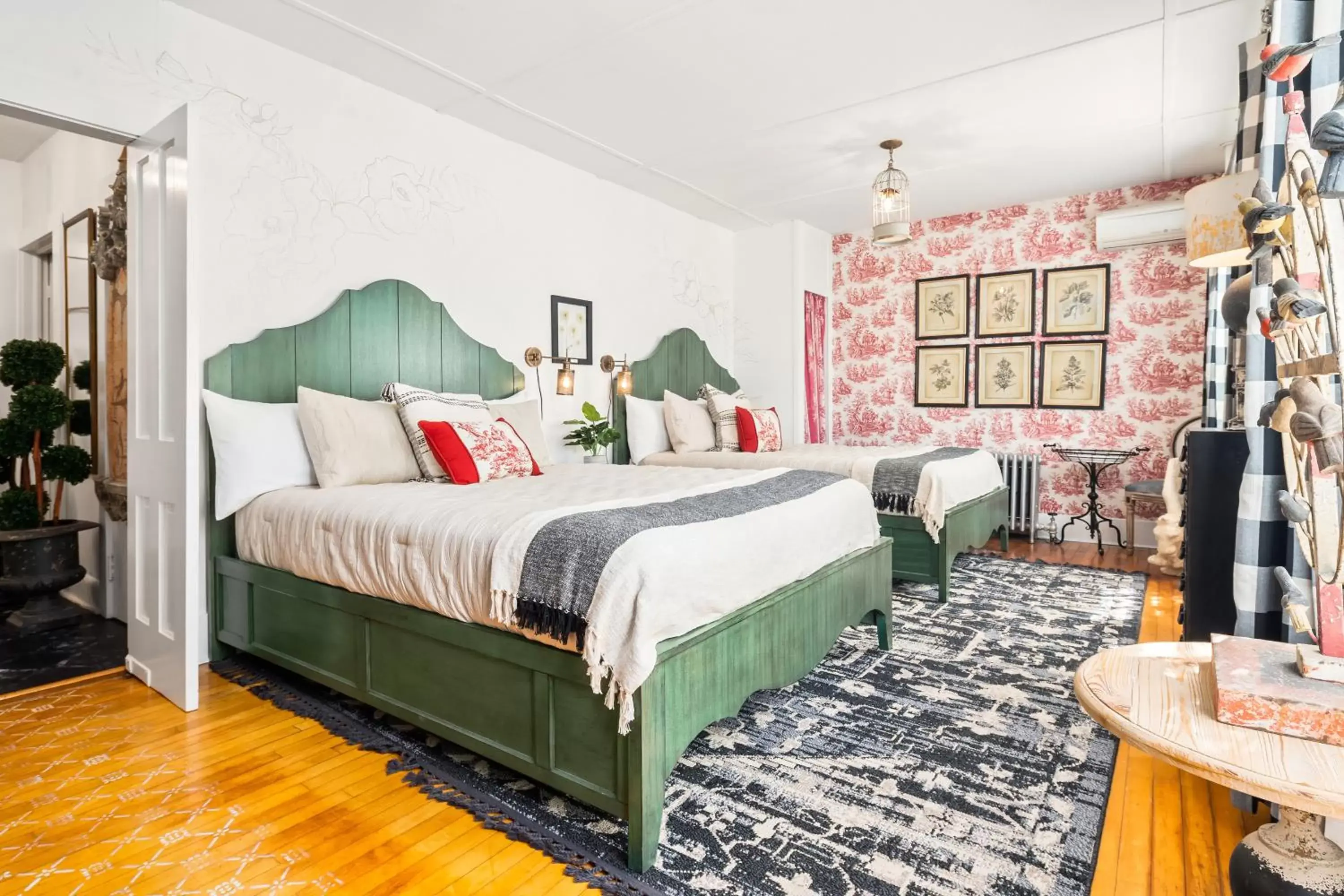 Superior Quadruple Room in Twin Gables of Woodstock Superior Quadruple Room in Twin Gables of Woodstock