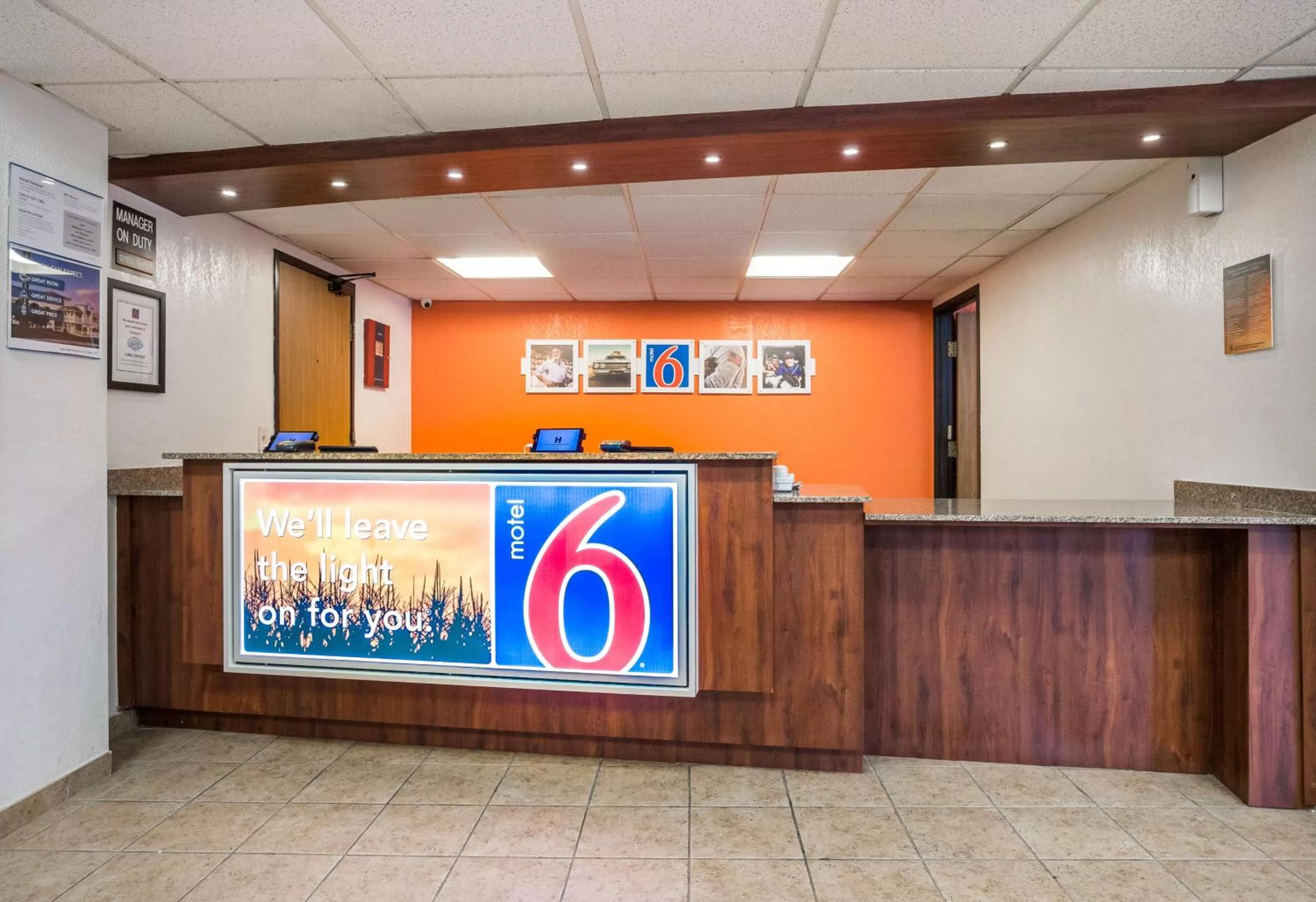 Lobby or reception in Motel 6-Prospect Heights, IL