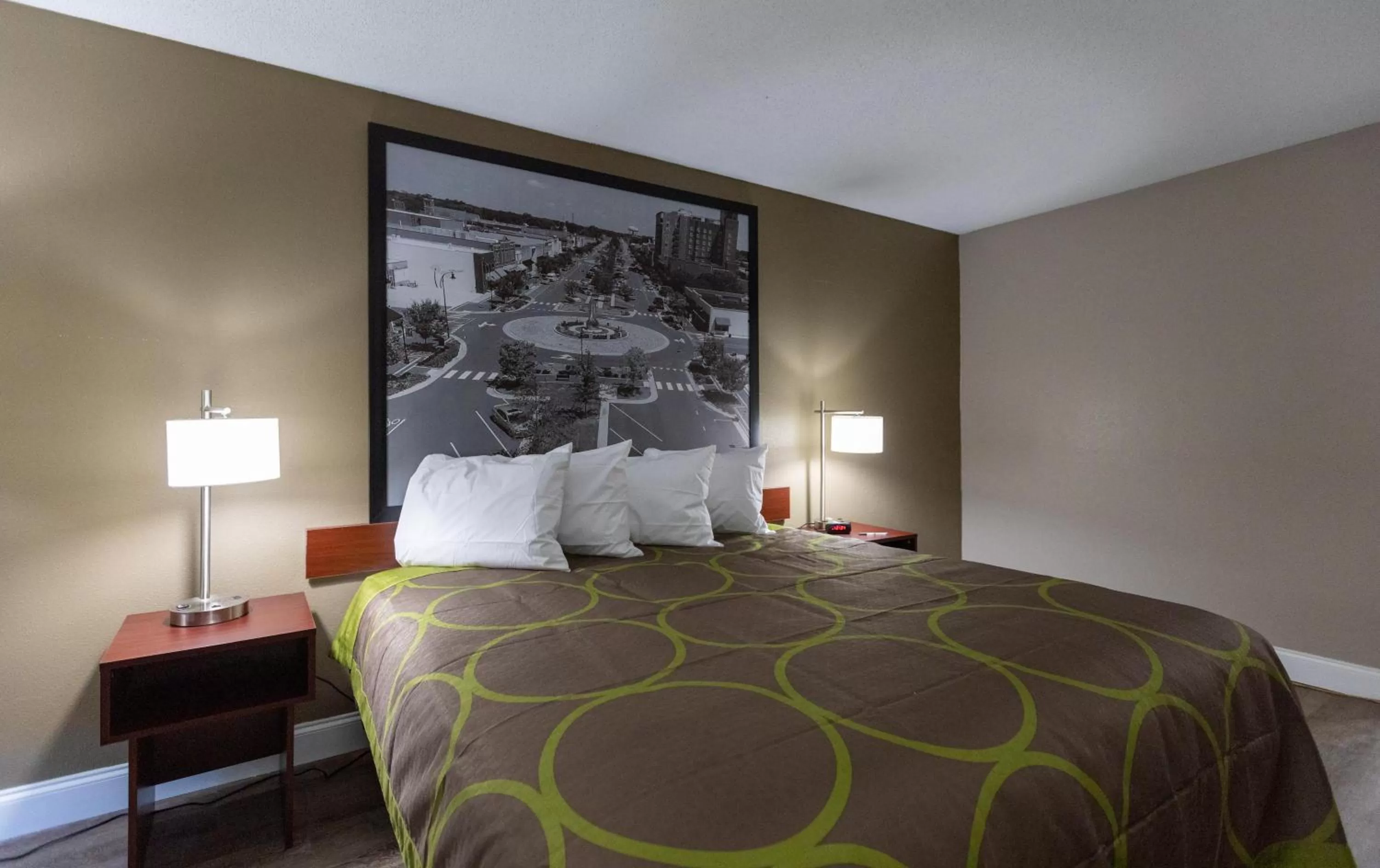 Bedroom, Bed in Super 8 by Wyndham Goldsboro