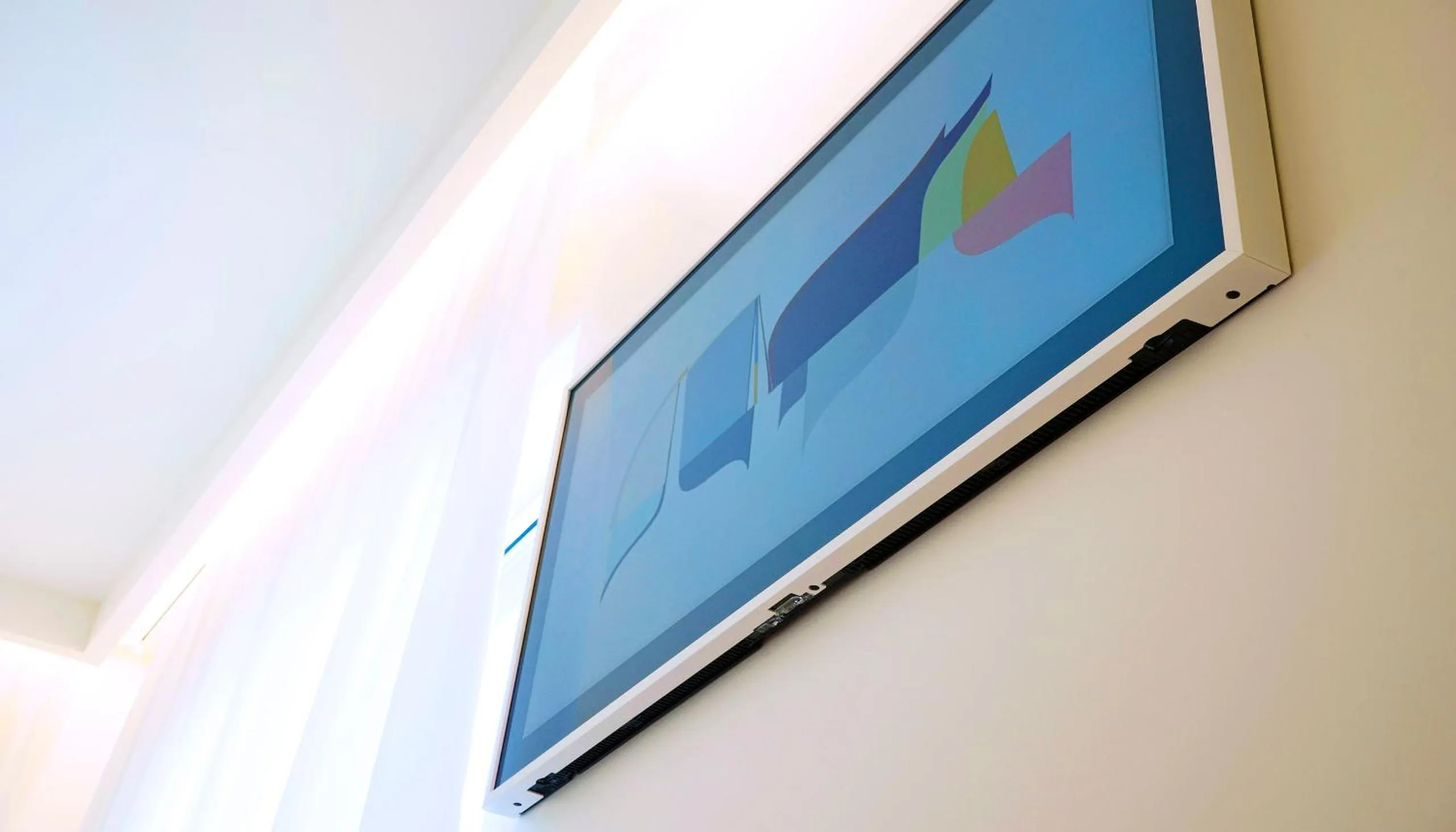 Communal lounge/ TV room in Atlantic Hotel & SPA